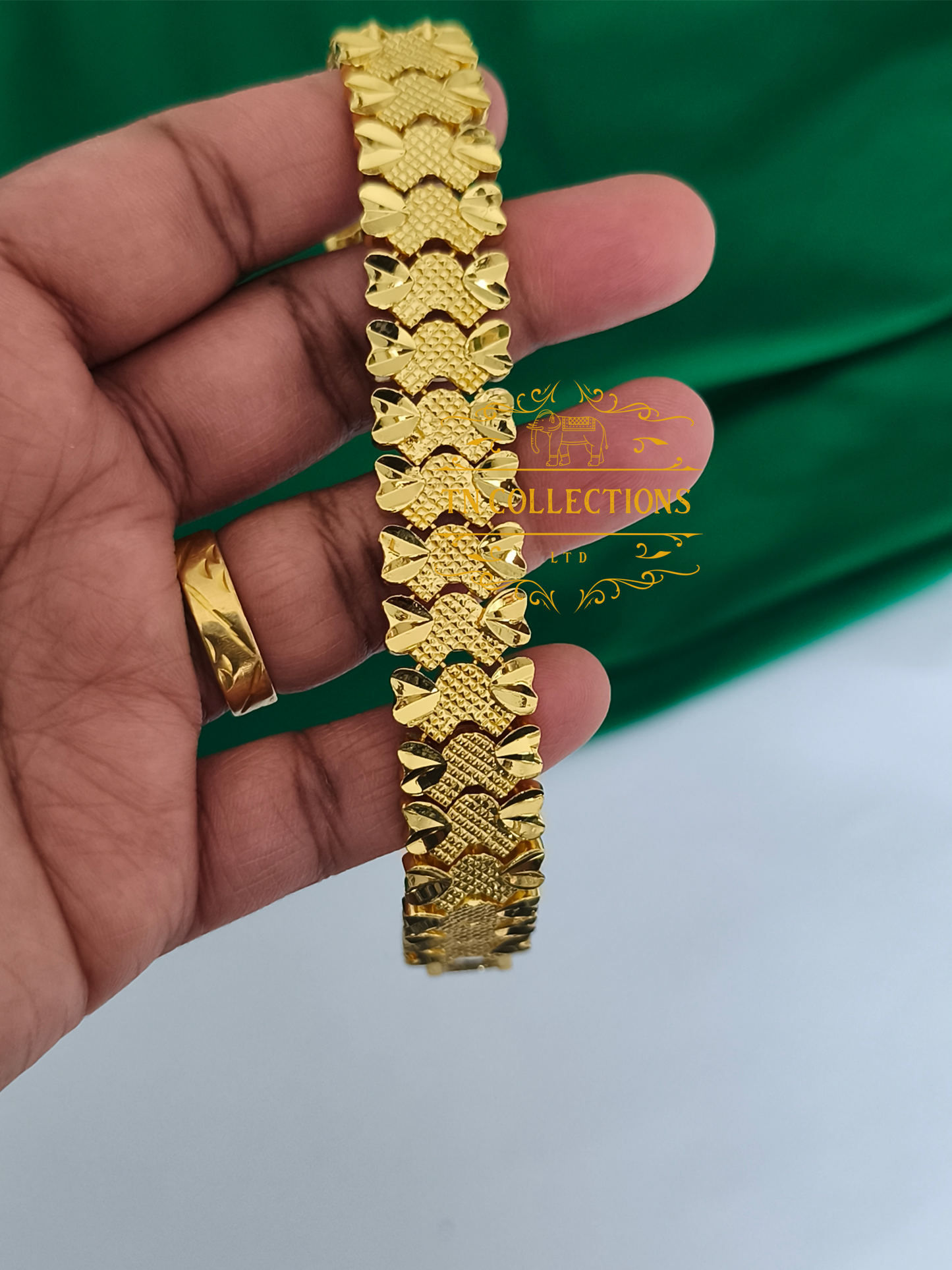 Trendy Gold Plated Men's Bracelet