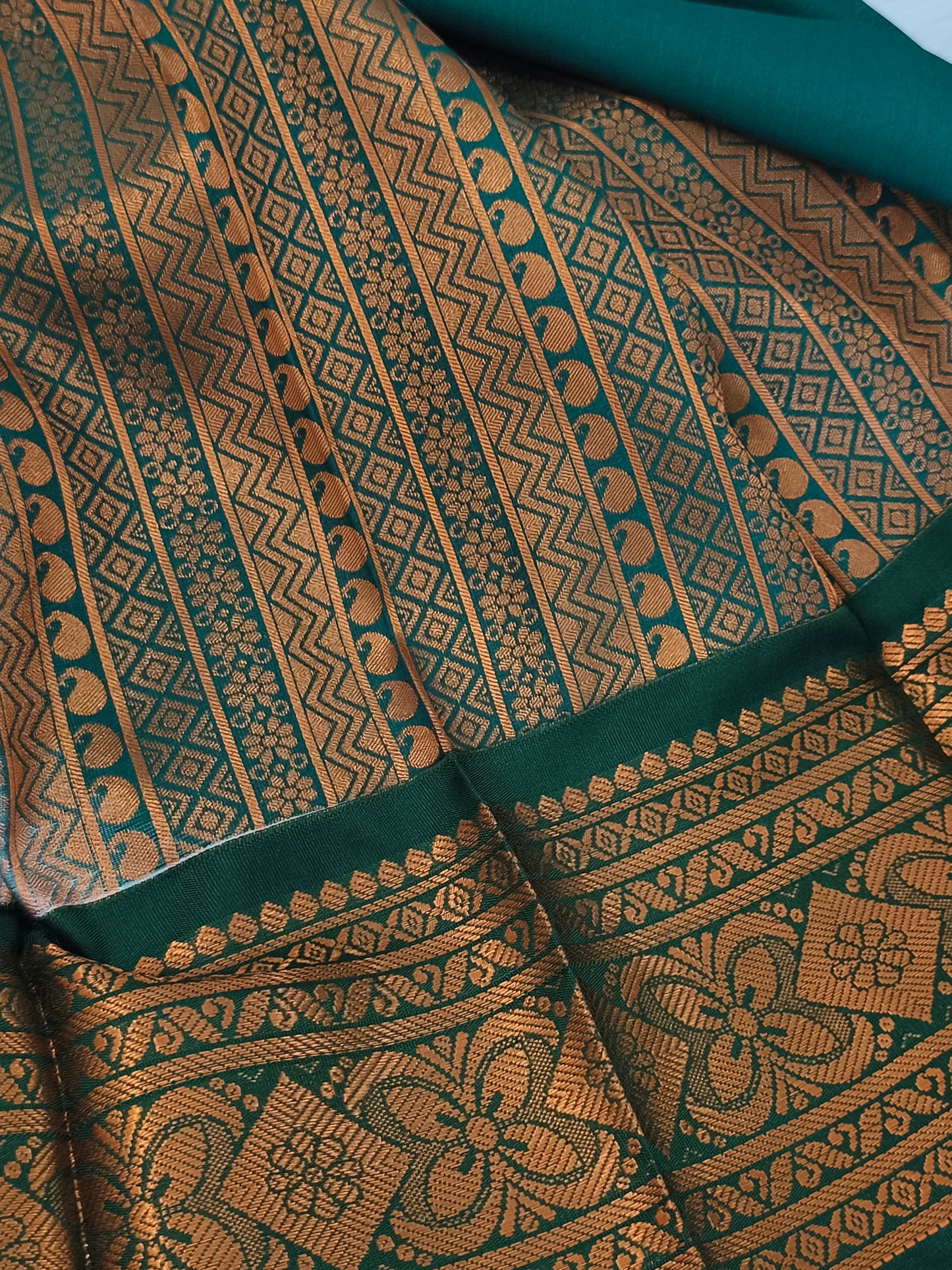Korvai Premium soft silk saree