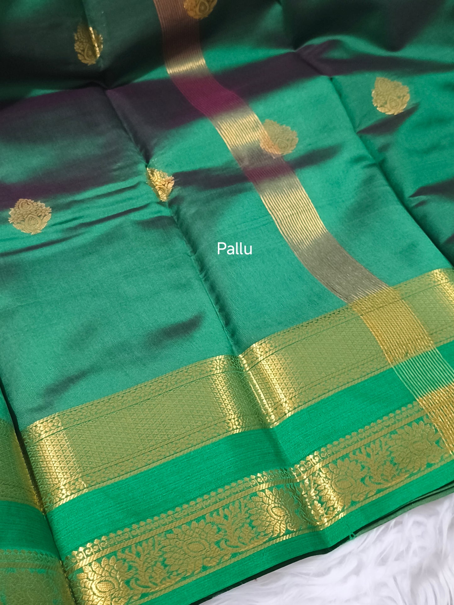 Luxury Semi Soft Silk Saree (Maroon)