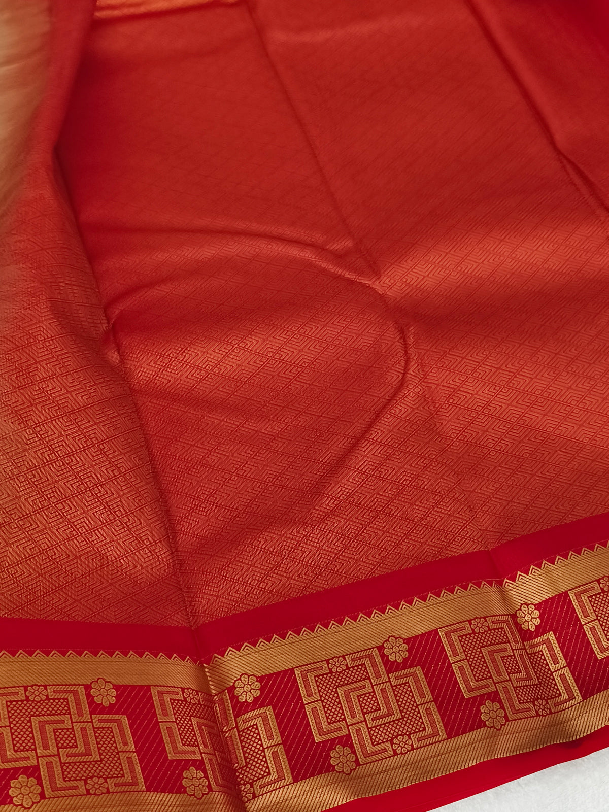 kanchi Semi Silk Saree with contrast blouse