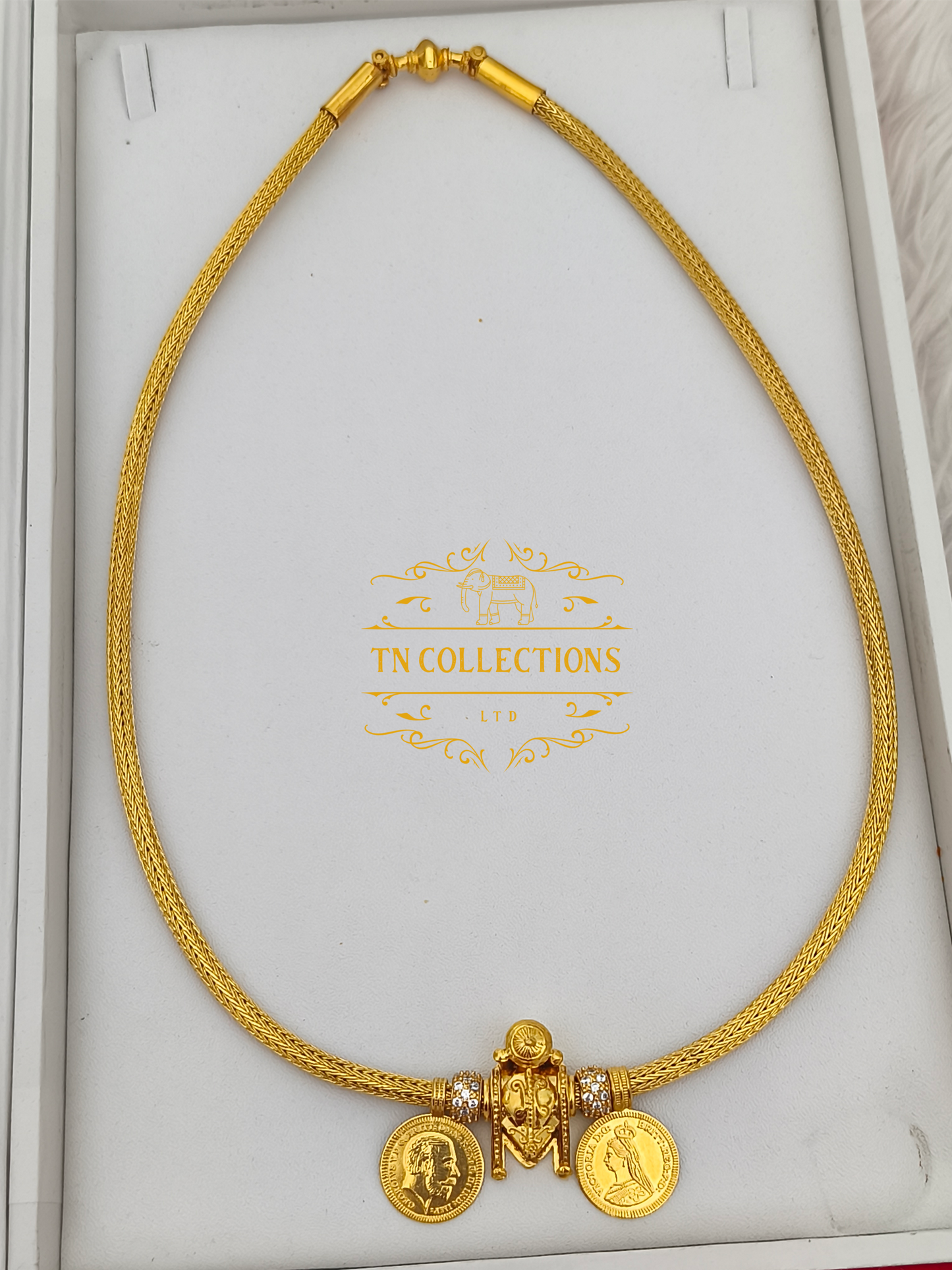 22ct Gold plated Traditional Vaira Thalikodi with kombu thali (Unscrewable Clasp)