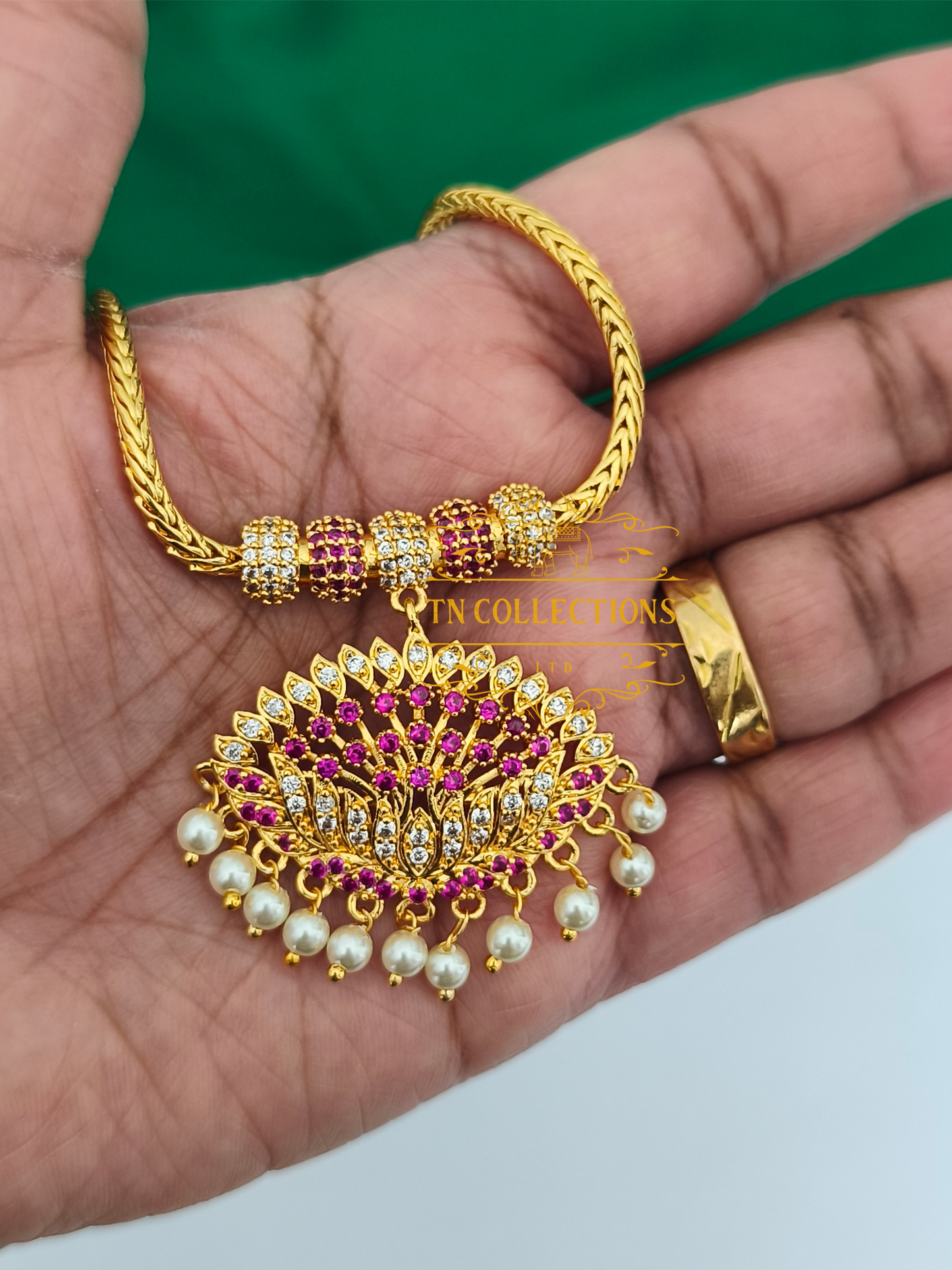 Micro Gold-Plated Traditional Alli Attiyal Short Necklace (Ruby & White)