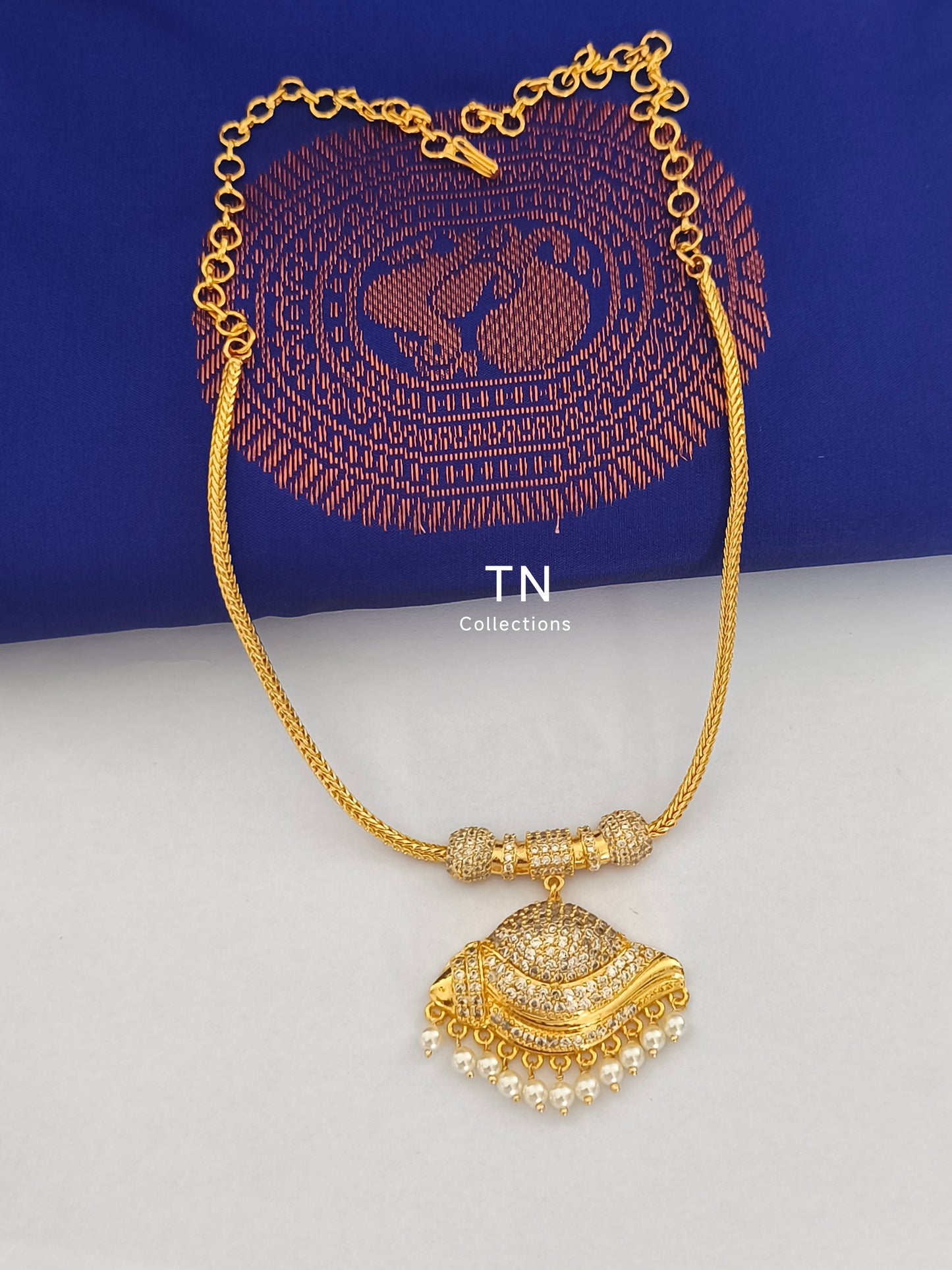 Micro gold plated Traditional Sangu Design Attiyal