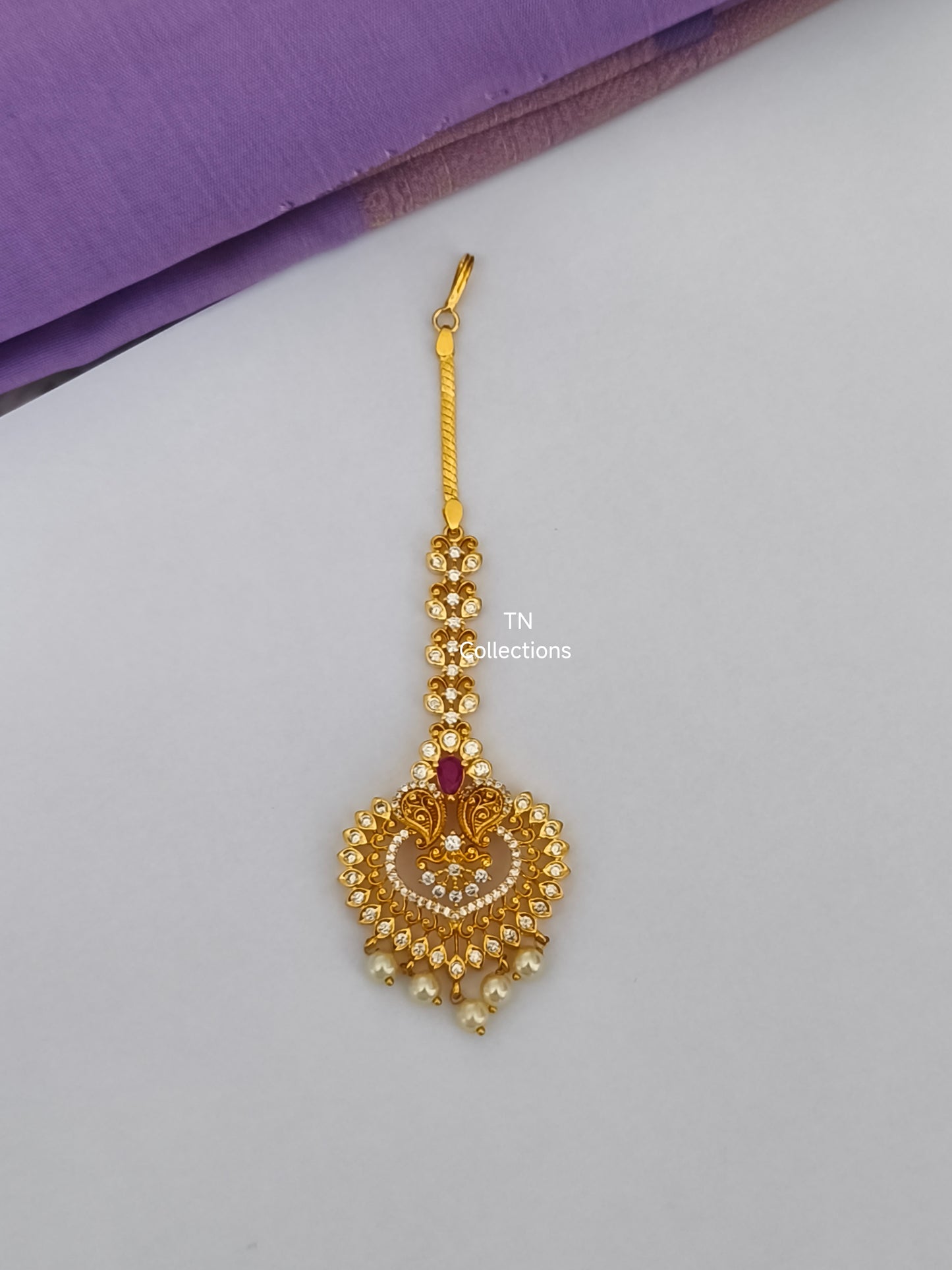 Gold Finish Tikka (Ruby & White)