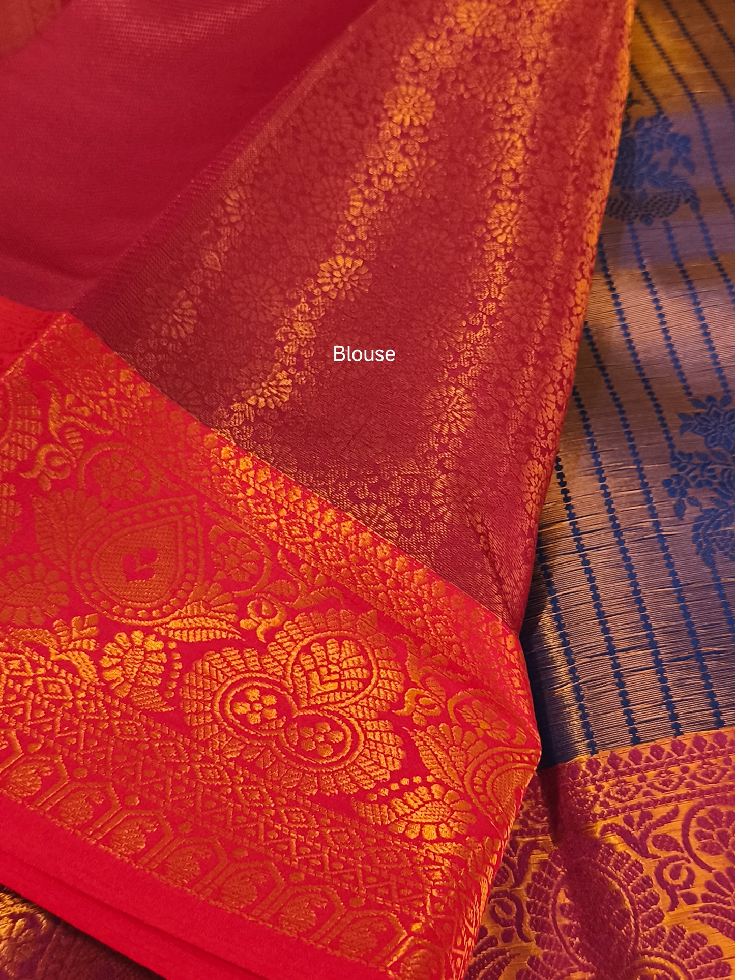Vairaoosi Soft Silk Saree (Navy Blue)