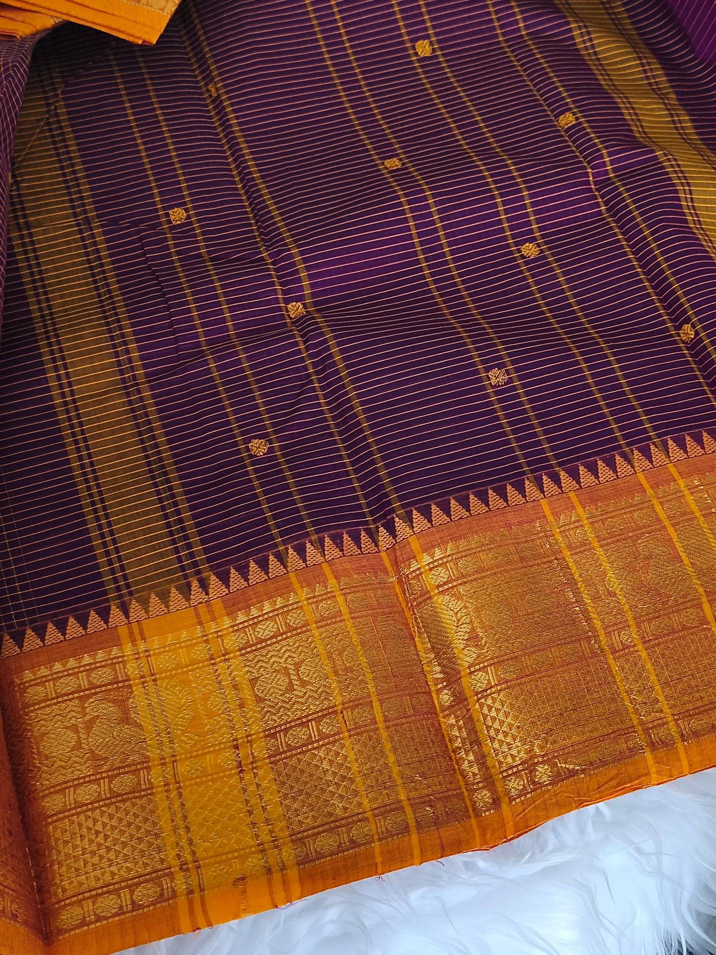 Pure Handloom checked Kanchi Cotton Saree