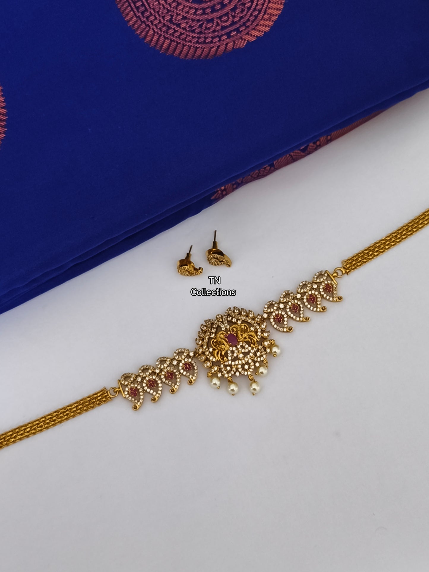 AD Choker Necklace Set