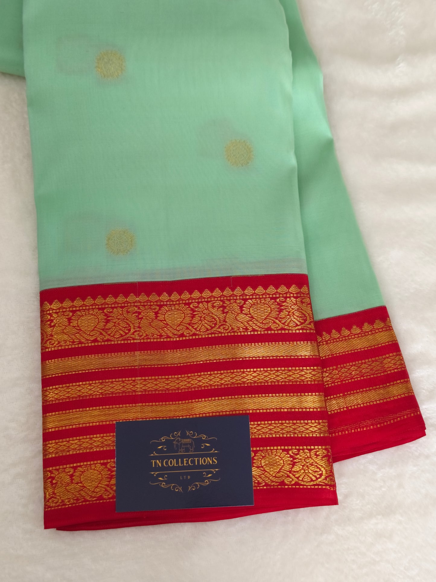 Pure handloom Kanchipuram Silk Saree (Pista Green)