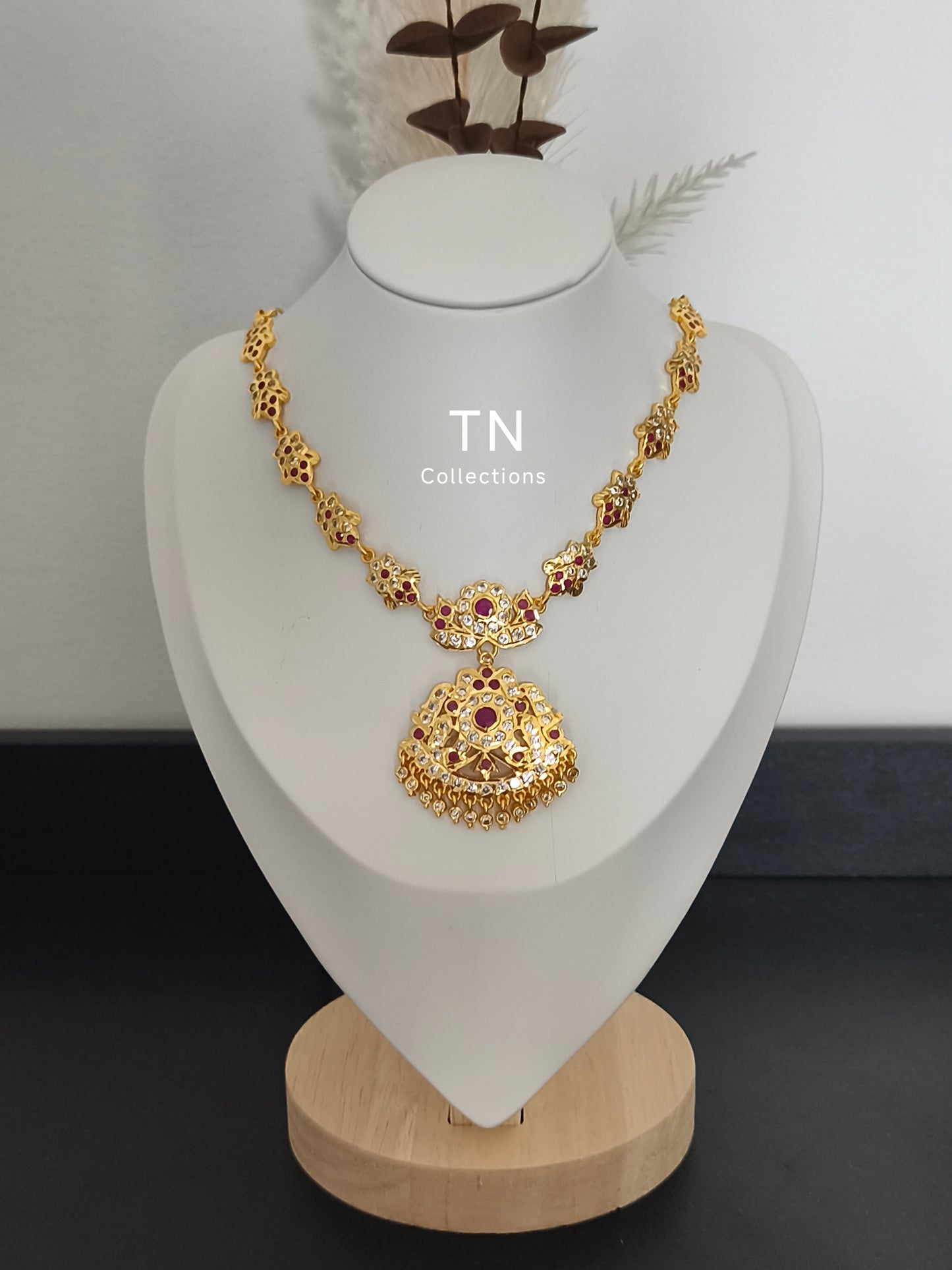 Micro Finish Attiyal with earrings