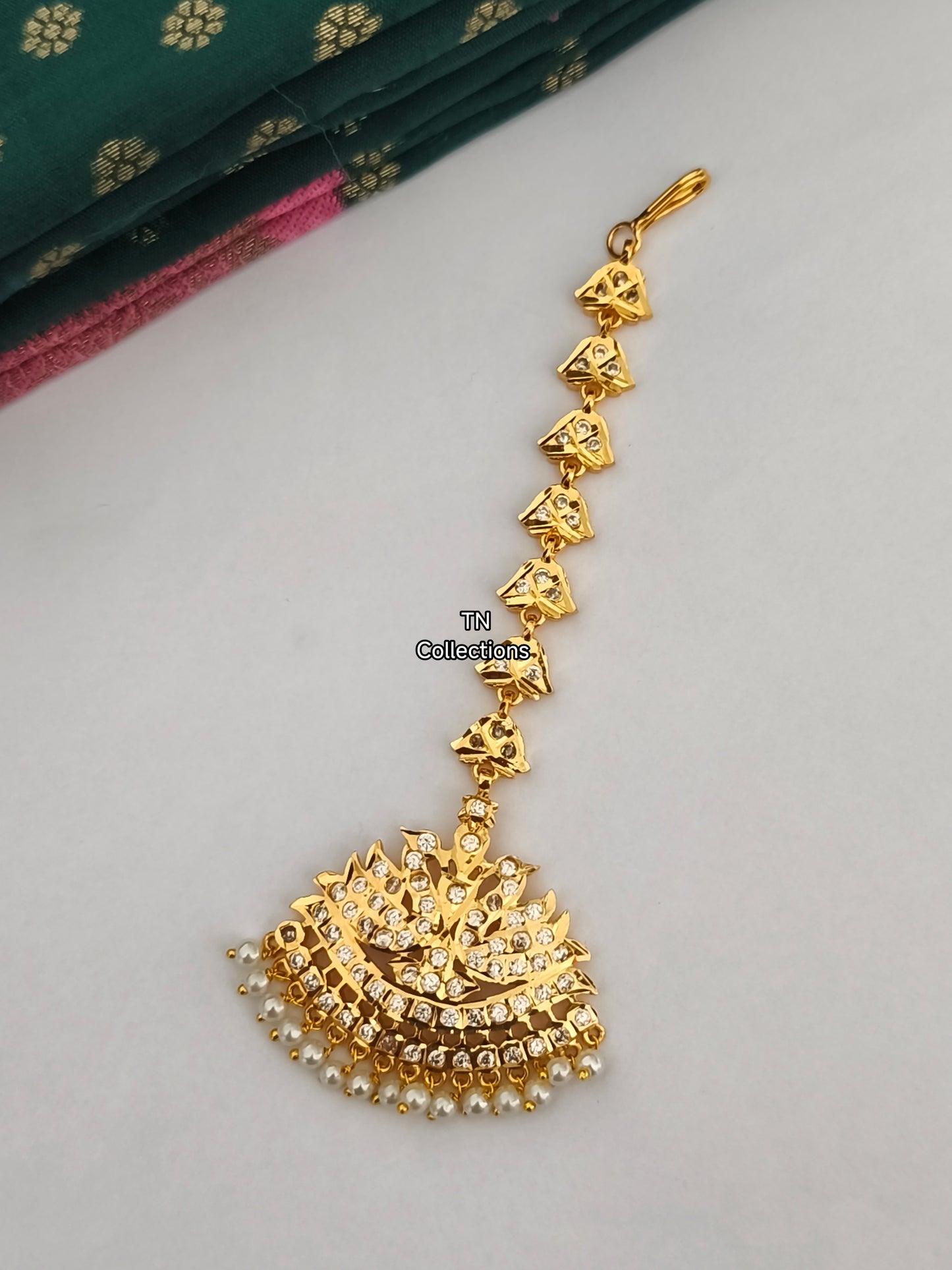 Micro gold plated Nethichuddi Tikka (Full White stones)