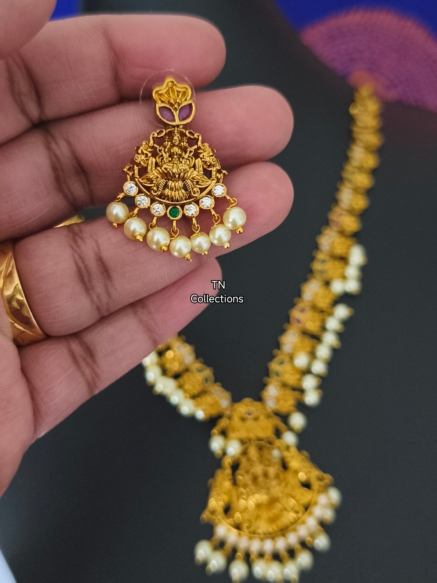 Antique Matte Finish Luxmi Necklace Set