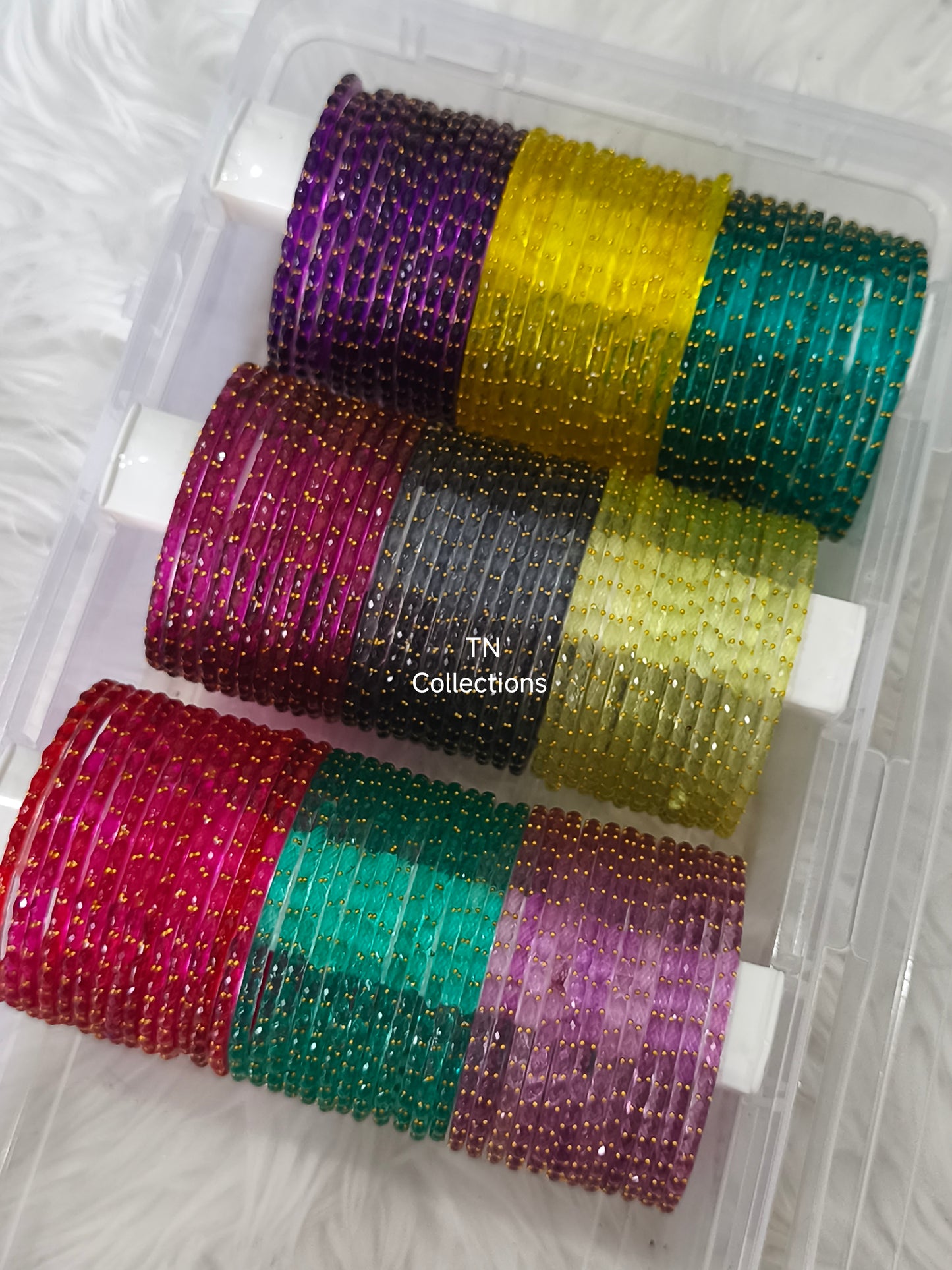 Trendy Raindrop Glass Bangles Set (Size 2.6)
