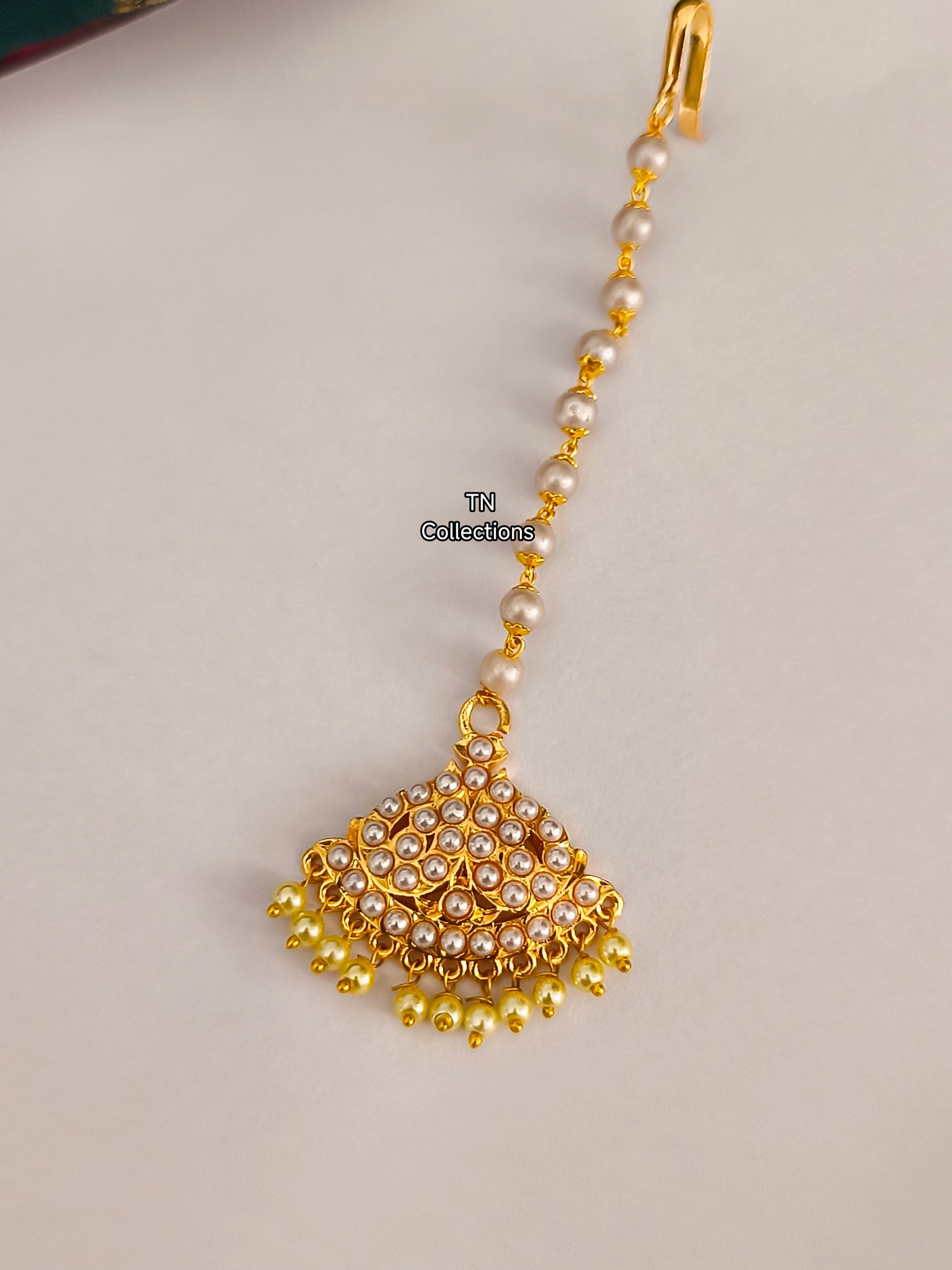 Micro gold plated Shell pearl Tikka