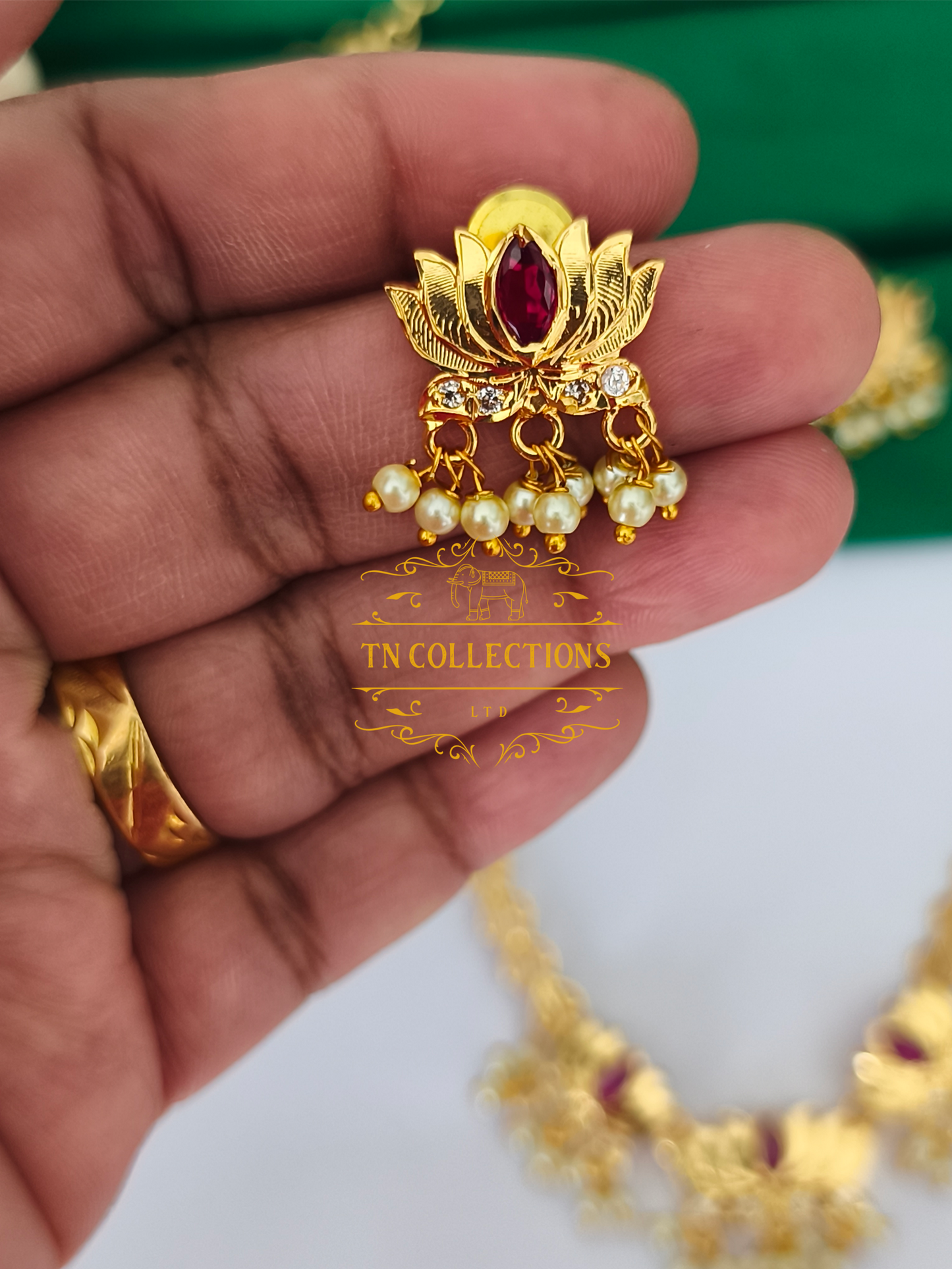 Micro Gold Impon Necklace Set