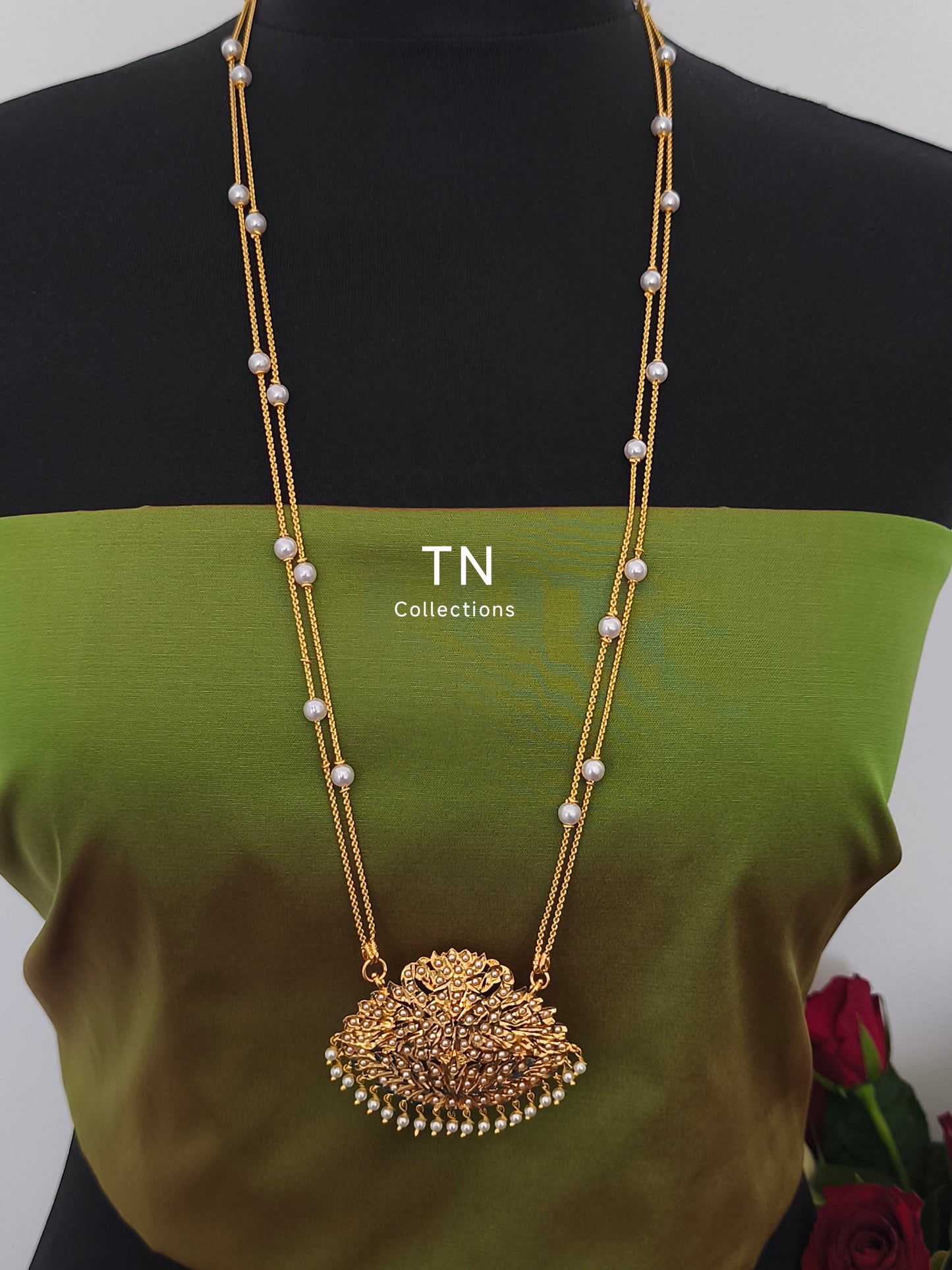 Micro gold plated Traditional shell pearl Pathakkam