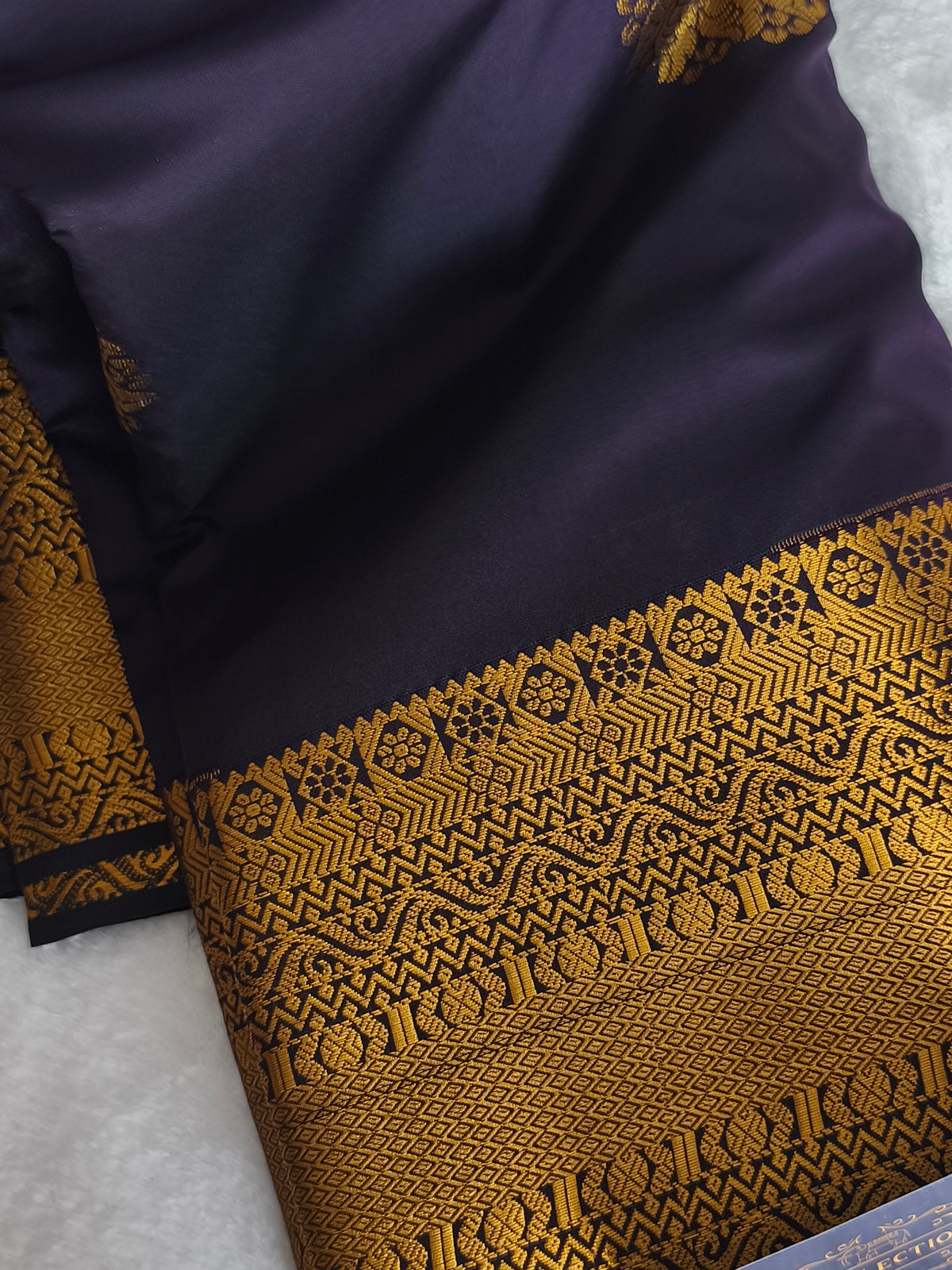 Dual shade Kanchi Soft Silk Saree( Deep Plum/Aubergine)