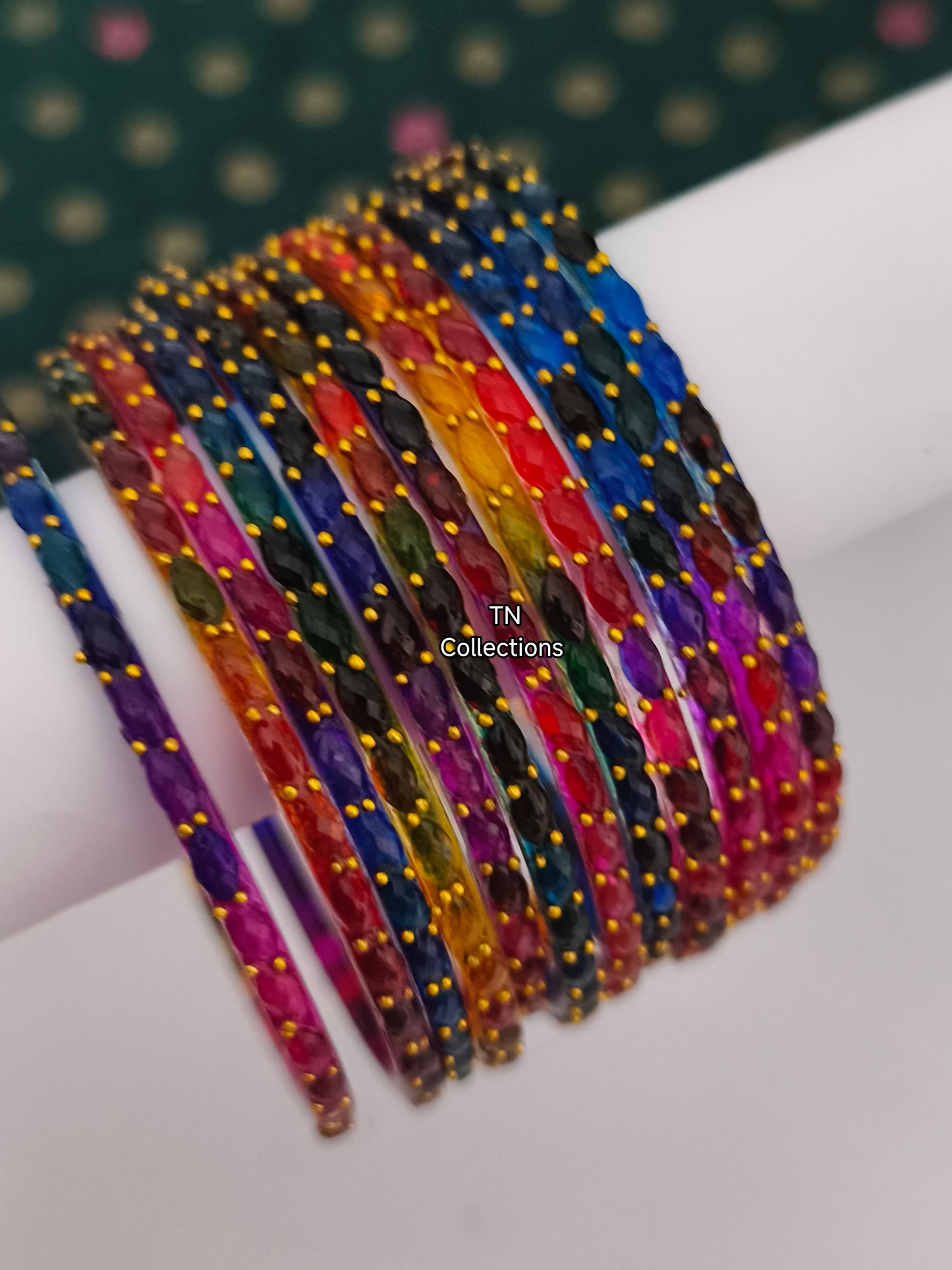 Multicoloured Glass Bangles (Size 2.8)