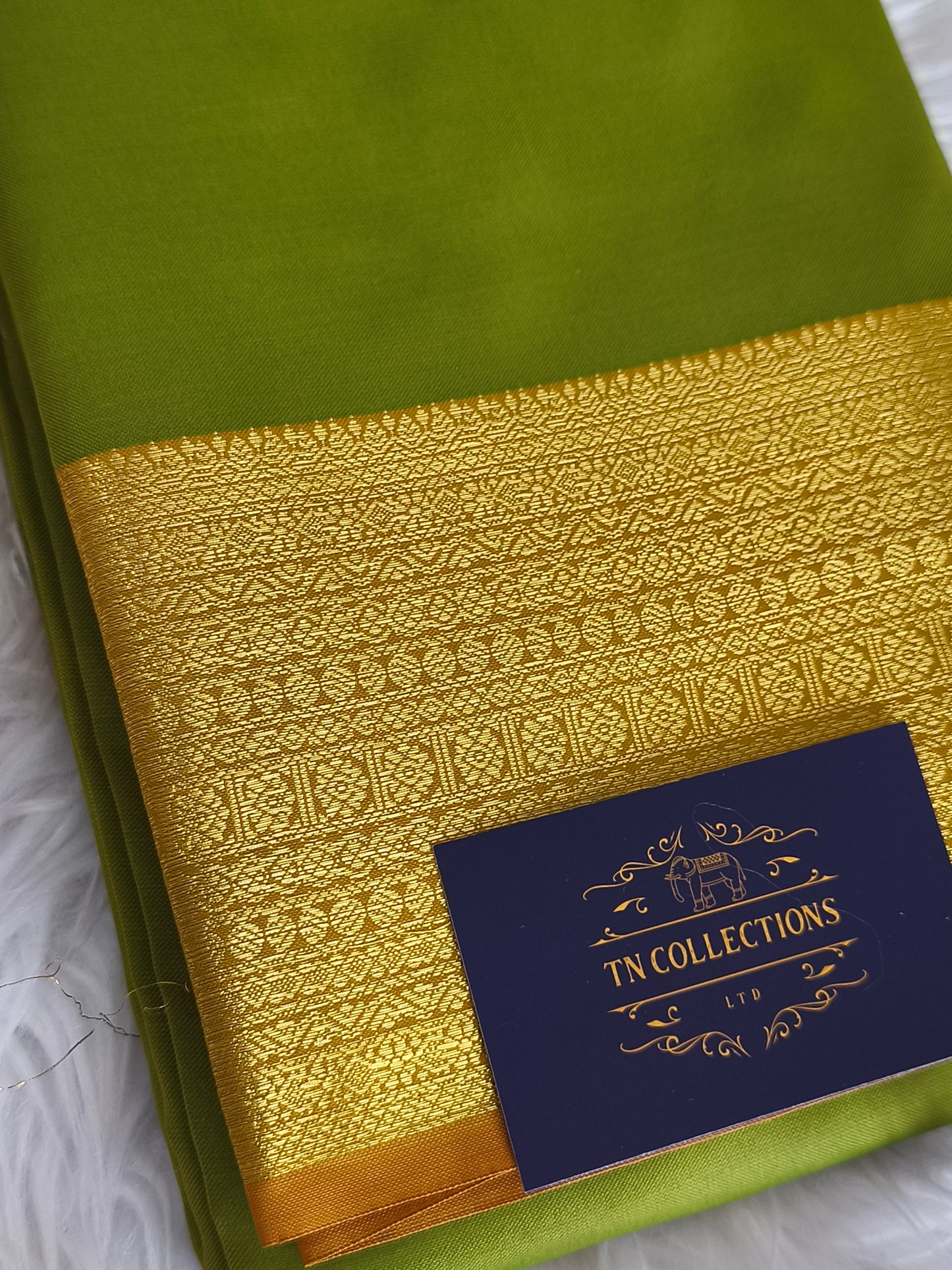 Semi Soft Silk Saree (Olive Green)