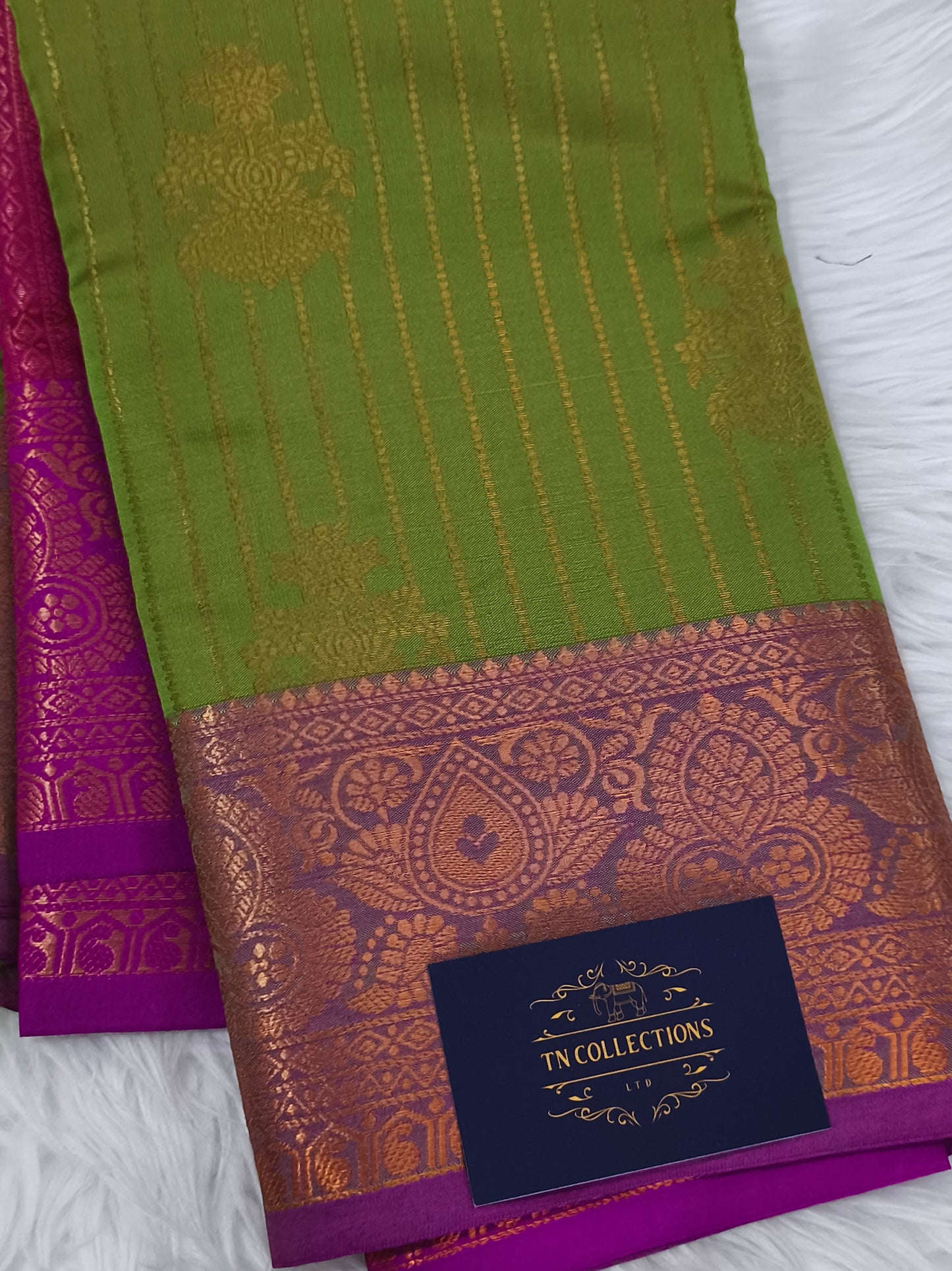 Vairaoosi Soft Silk Saree (Olive Green)
