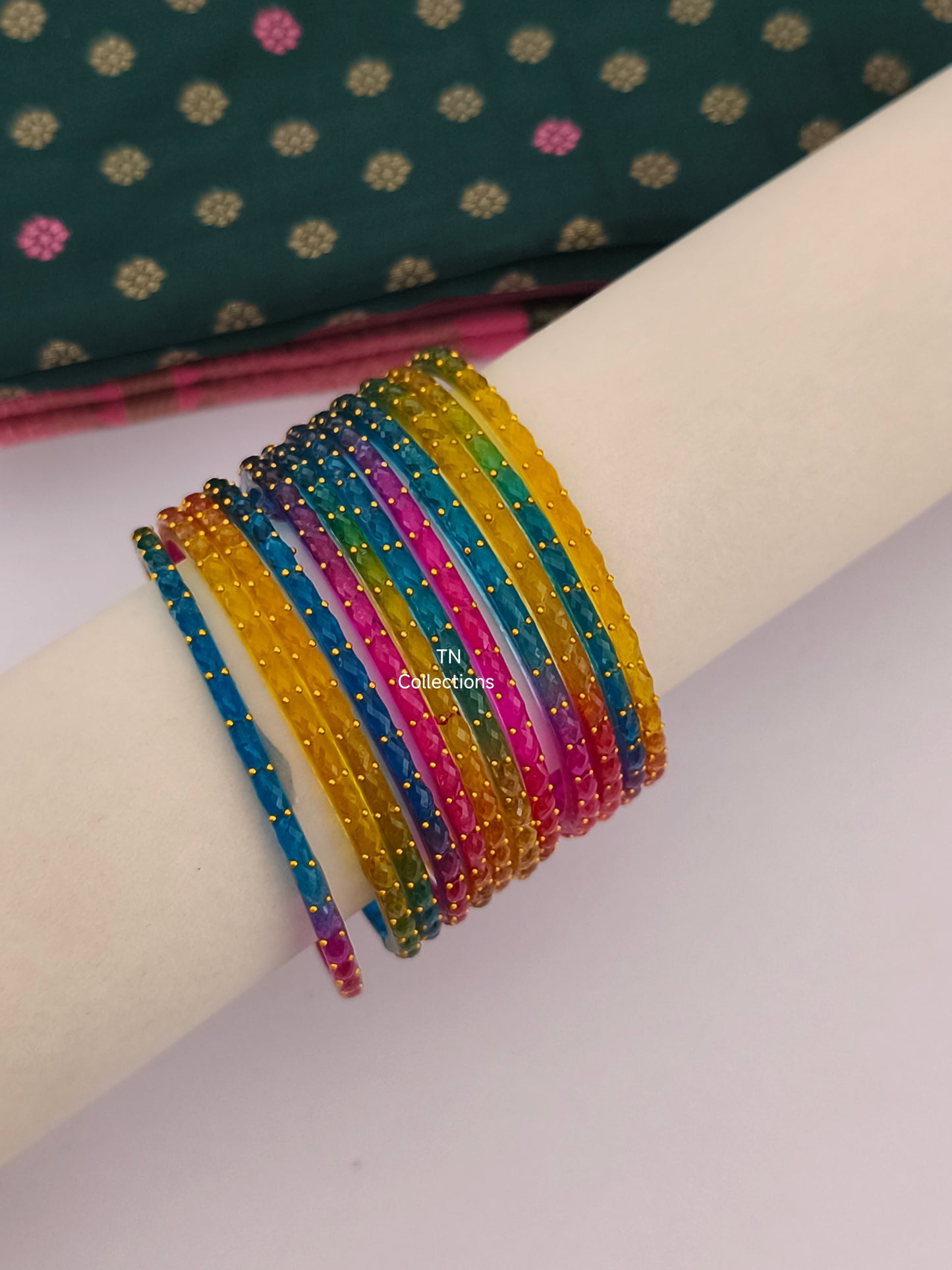 Multicoloured Glass Bangles (Size 2.6)