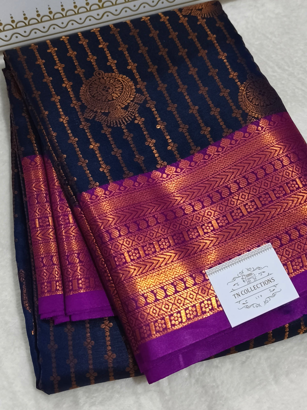 Kanchipuram vairaoosi Soft Silk Saree (Navy Blue)