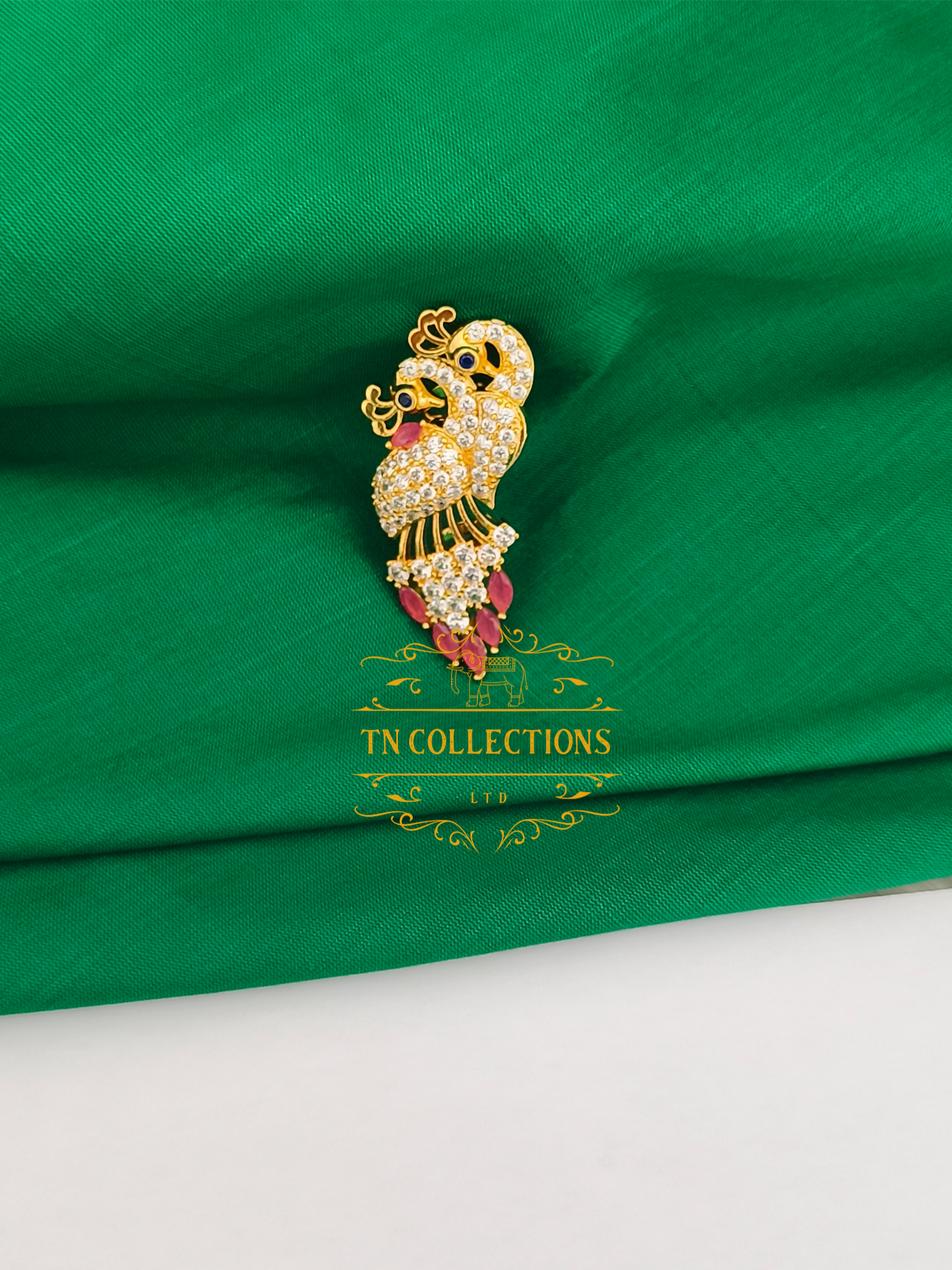 Gold Plated Mugappu for Thalikodi (Twin peacock design Brooch)