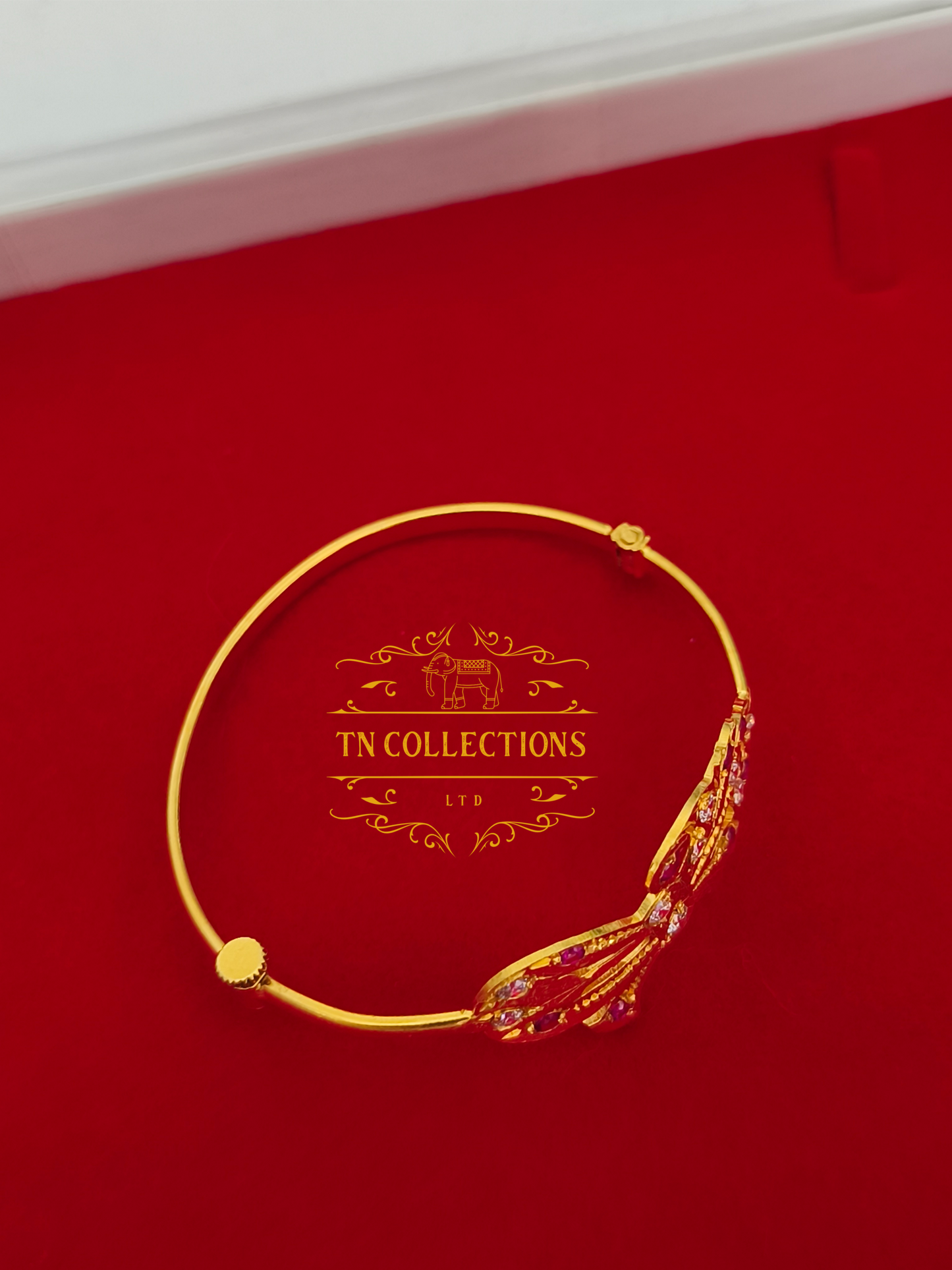 22ct Gold Plated Traditional Screw Bangle ( 🎀Bow Design)