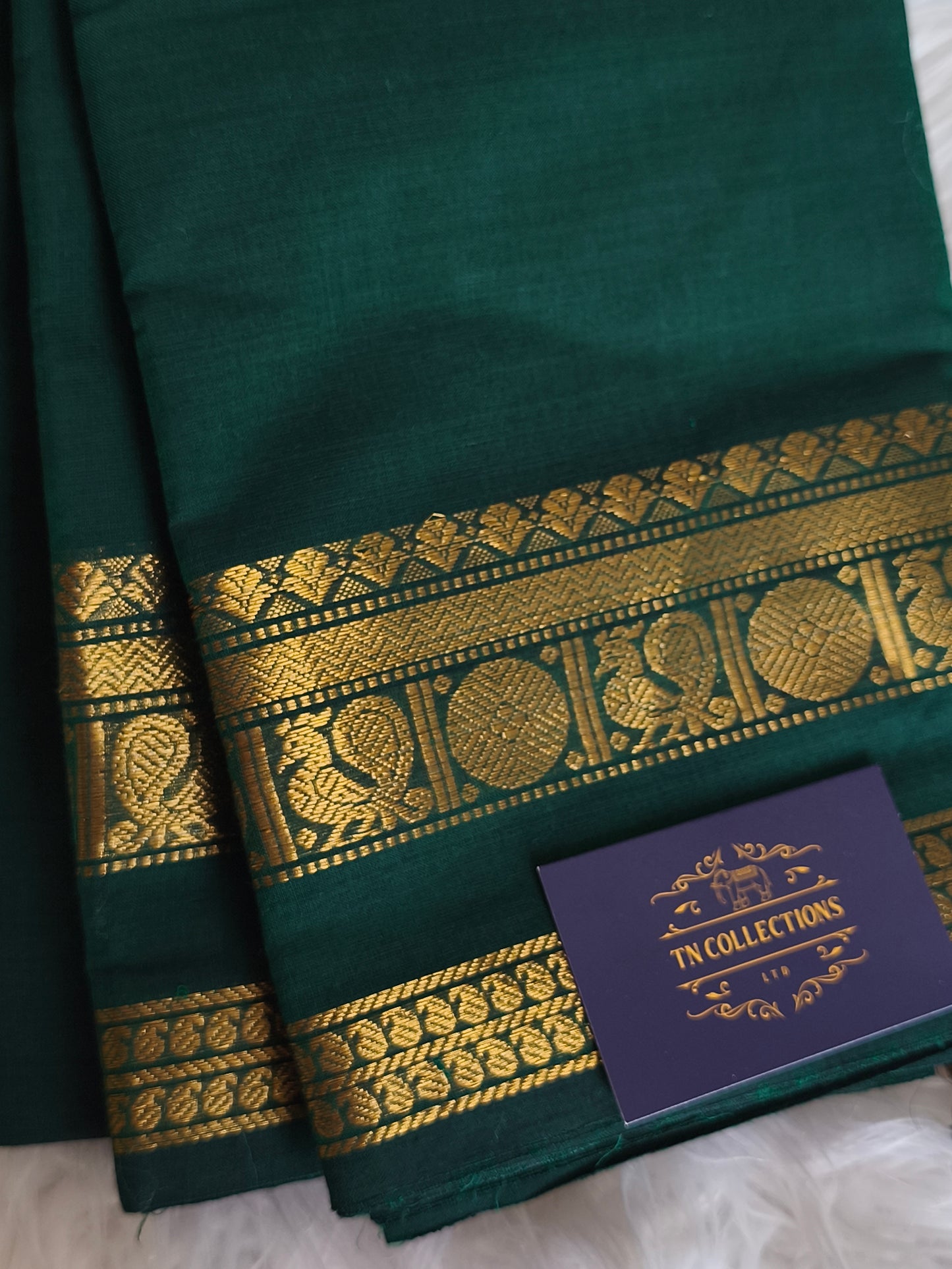 Pure handloom kanchi cotton saree (Dark Green)