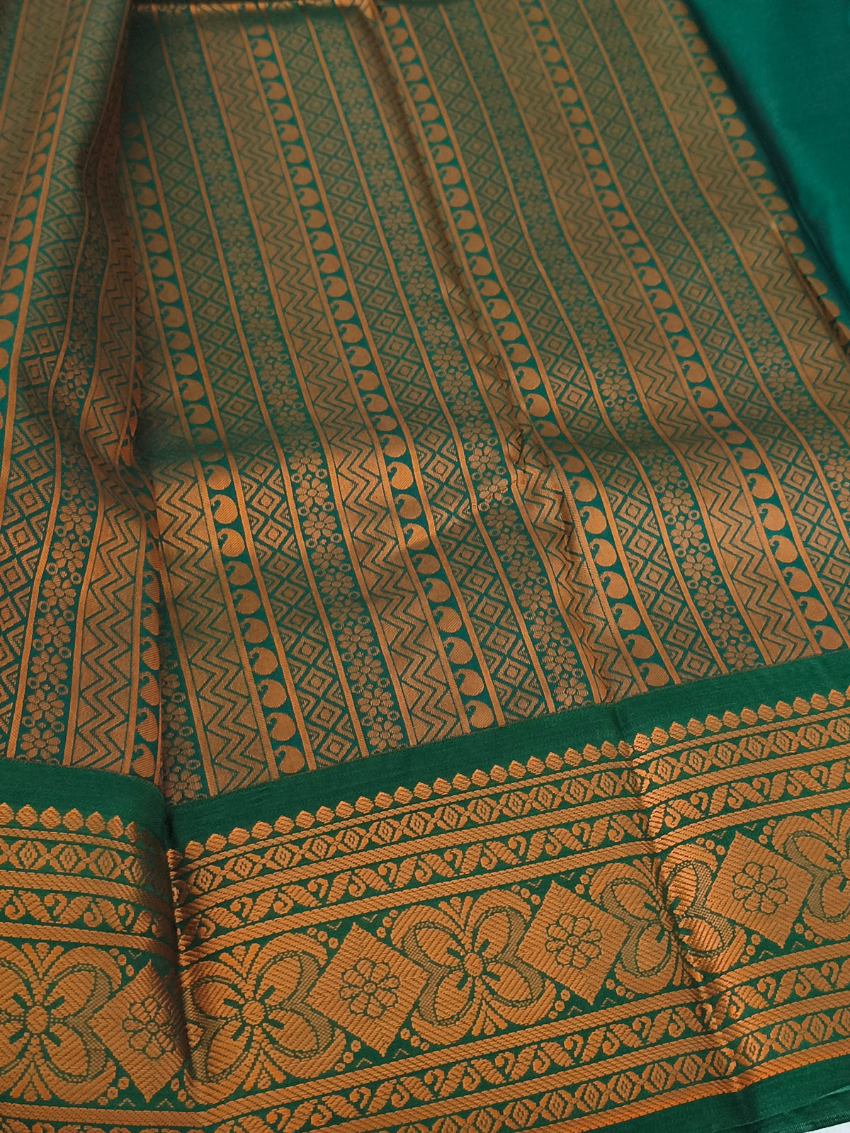 Korvai Premium soft silk saree