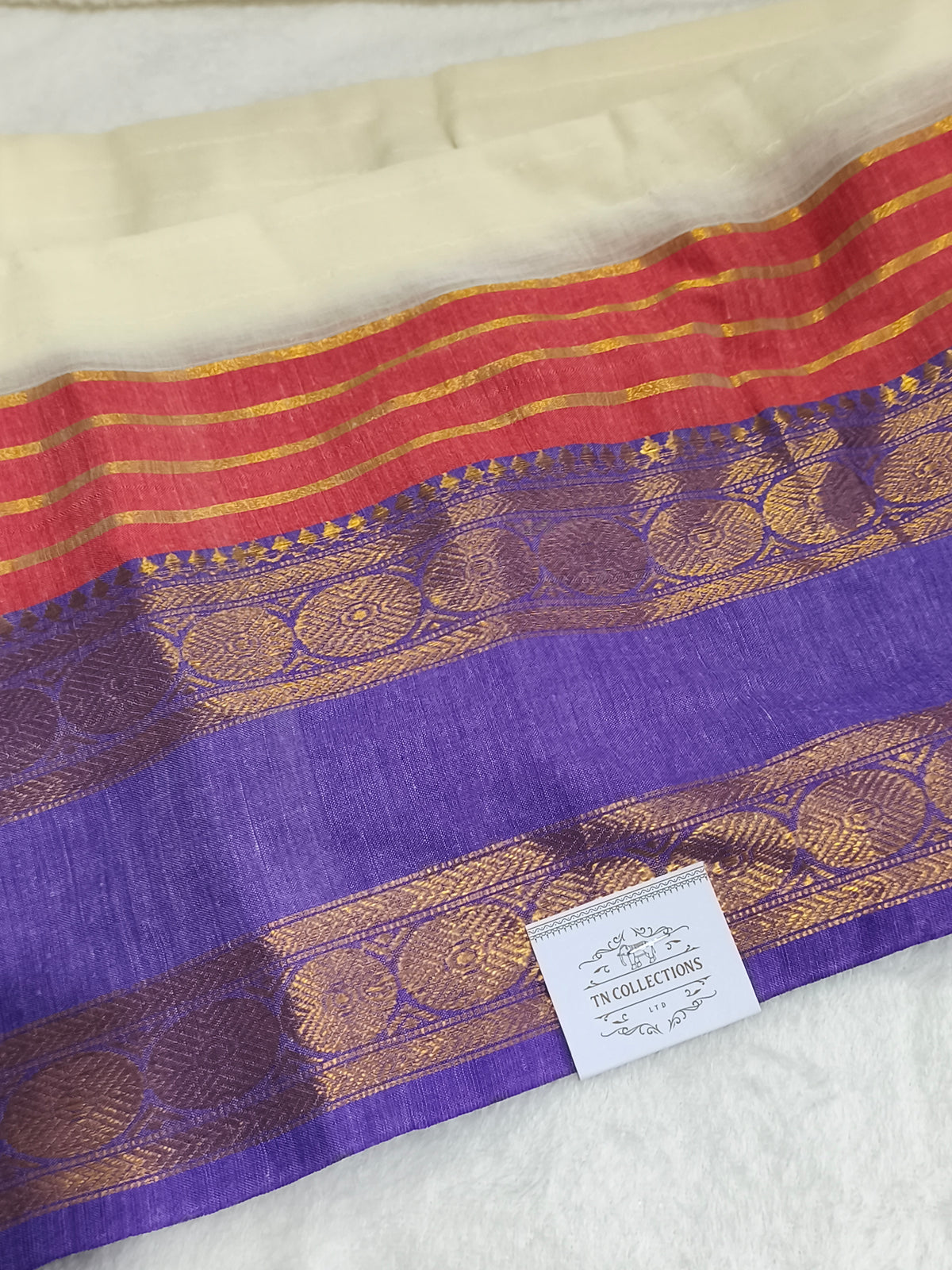 Kerala Special Mul Cotton Saree with Kanchi Border