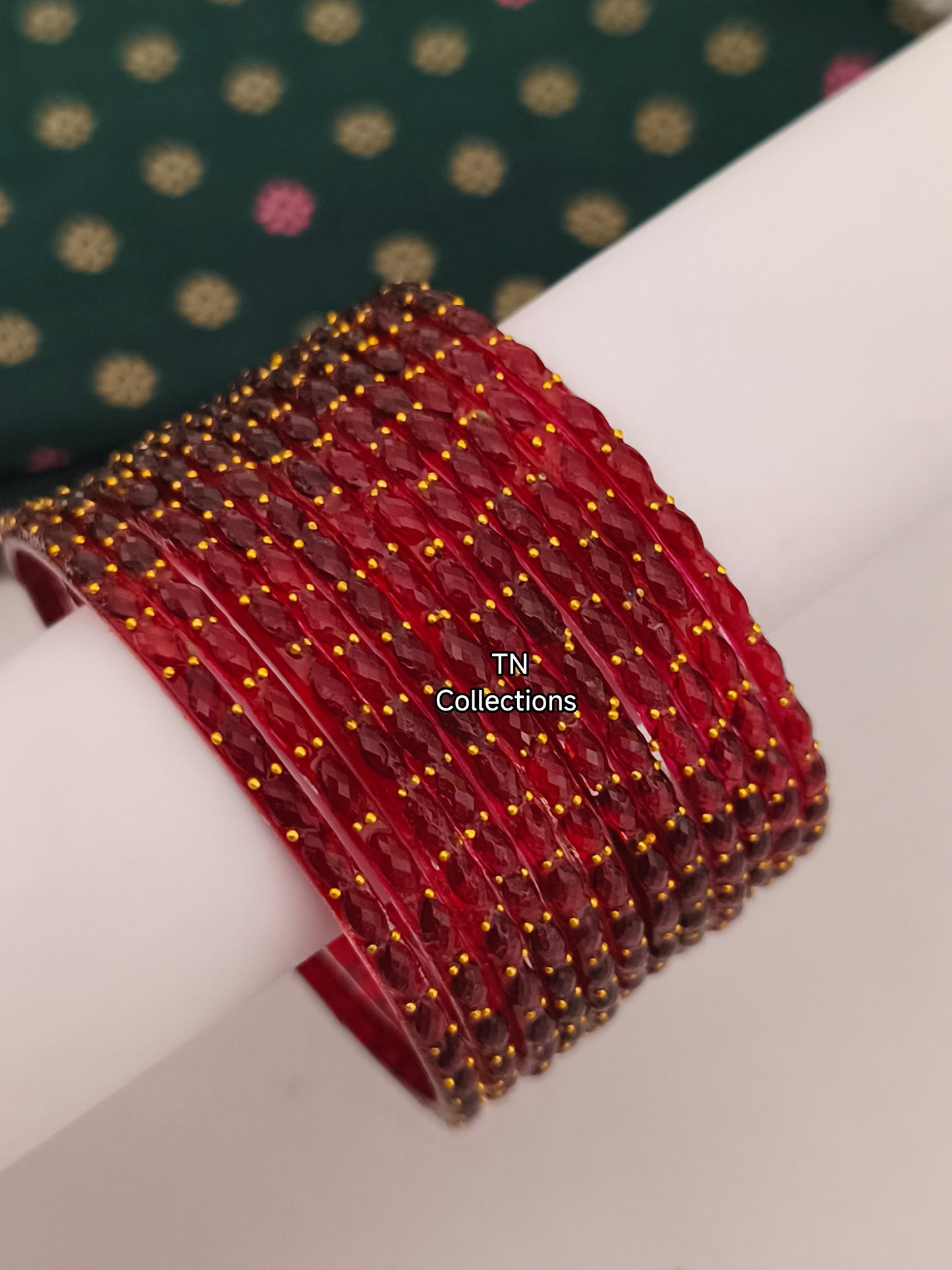 Maroon Raindrop Glass Bangles (Size 2.8)