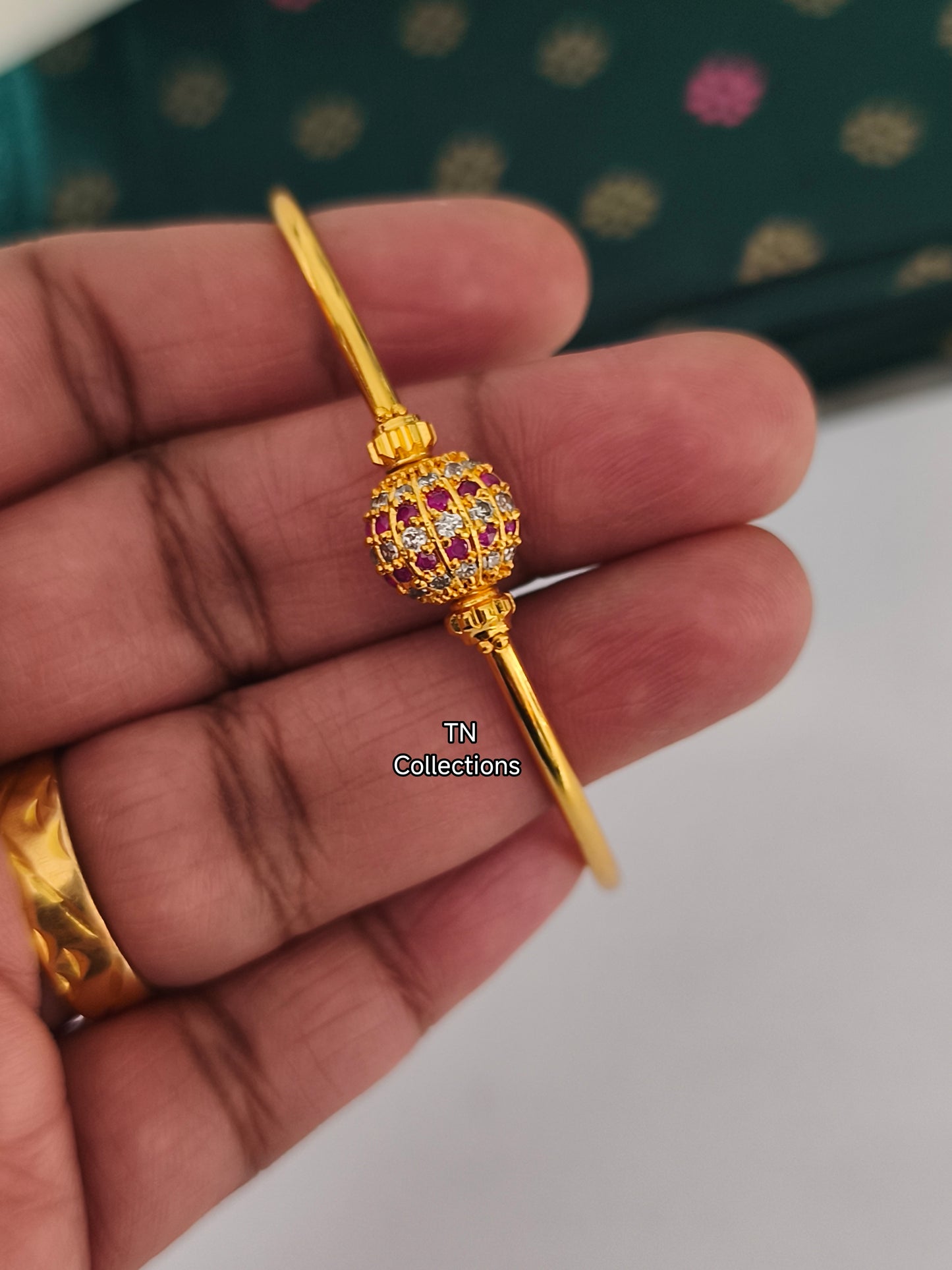 Micro gold plated SINGLE Bangle