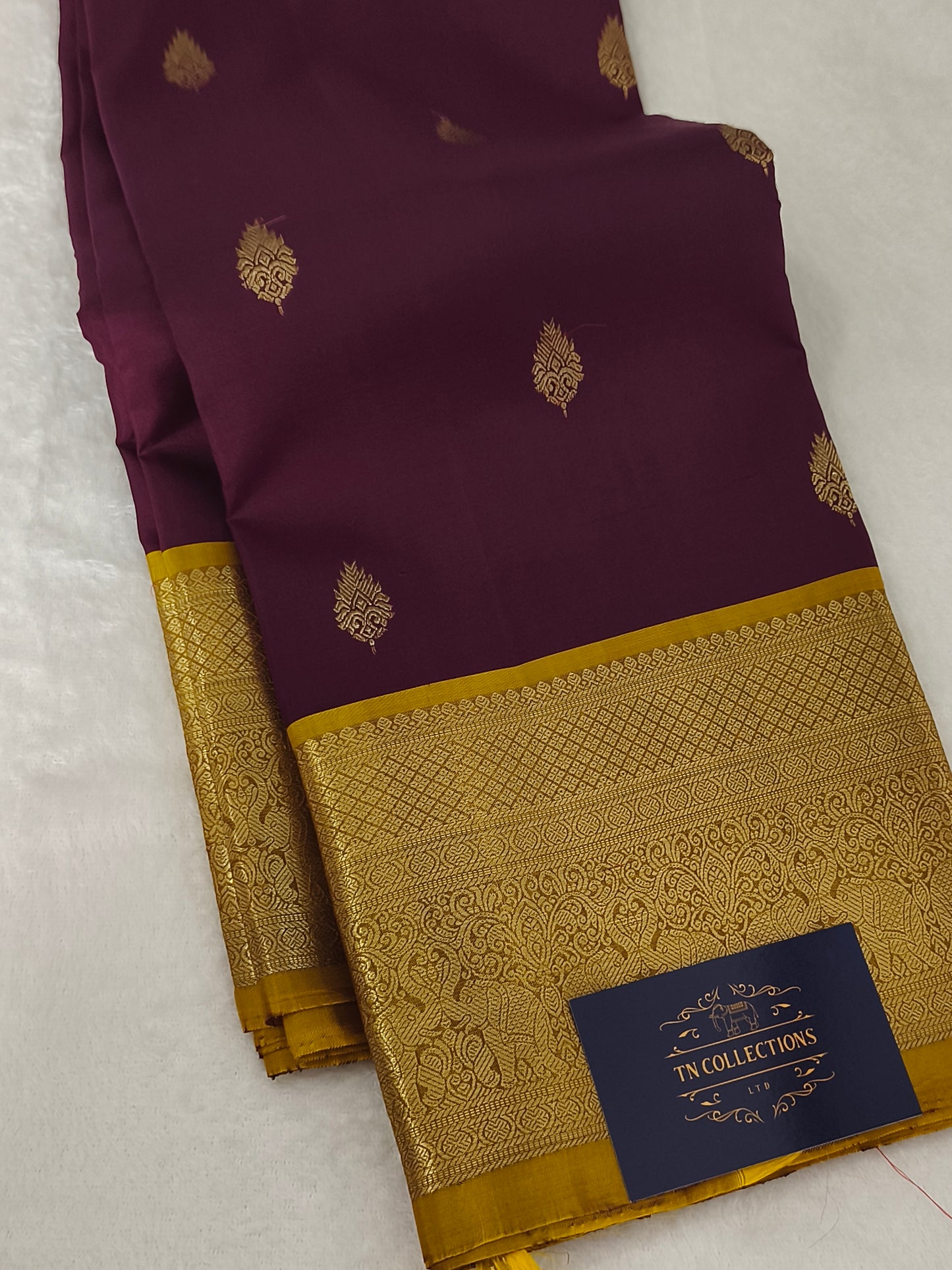 Pure Handloom Kanchipuram Silk Saree (Burgundy)