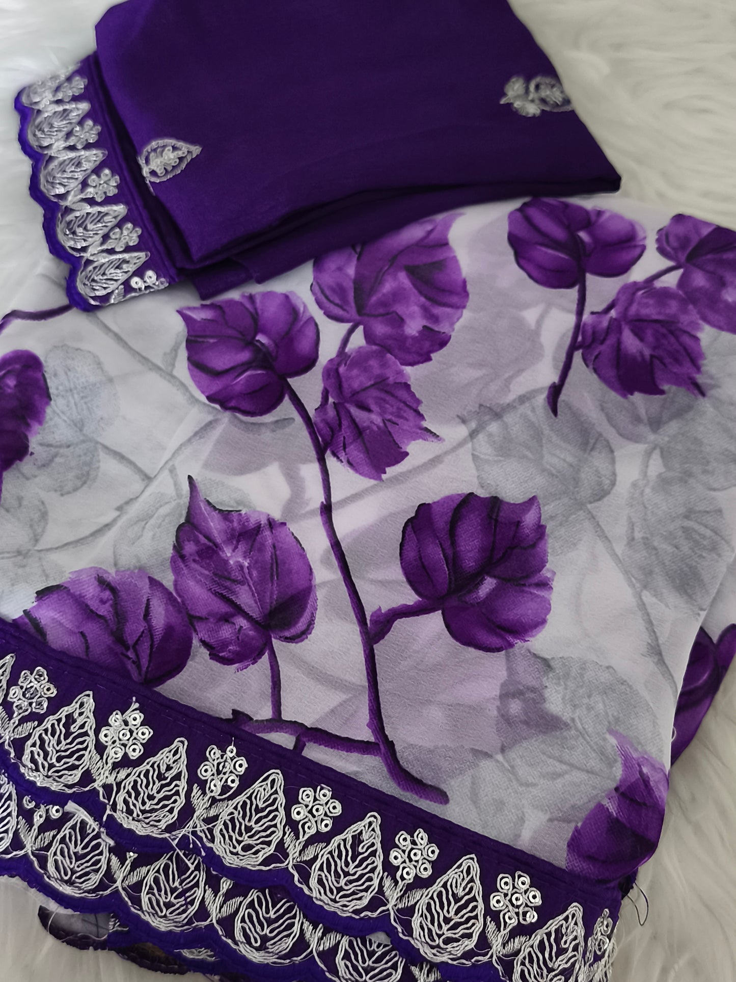 Leaf Design Soft Chiffon Georgette Party Saree with contrast blouse