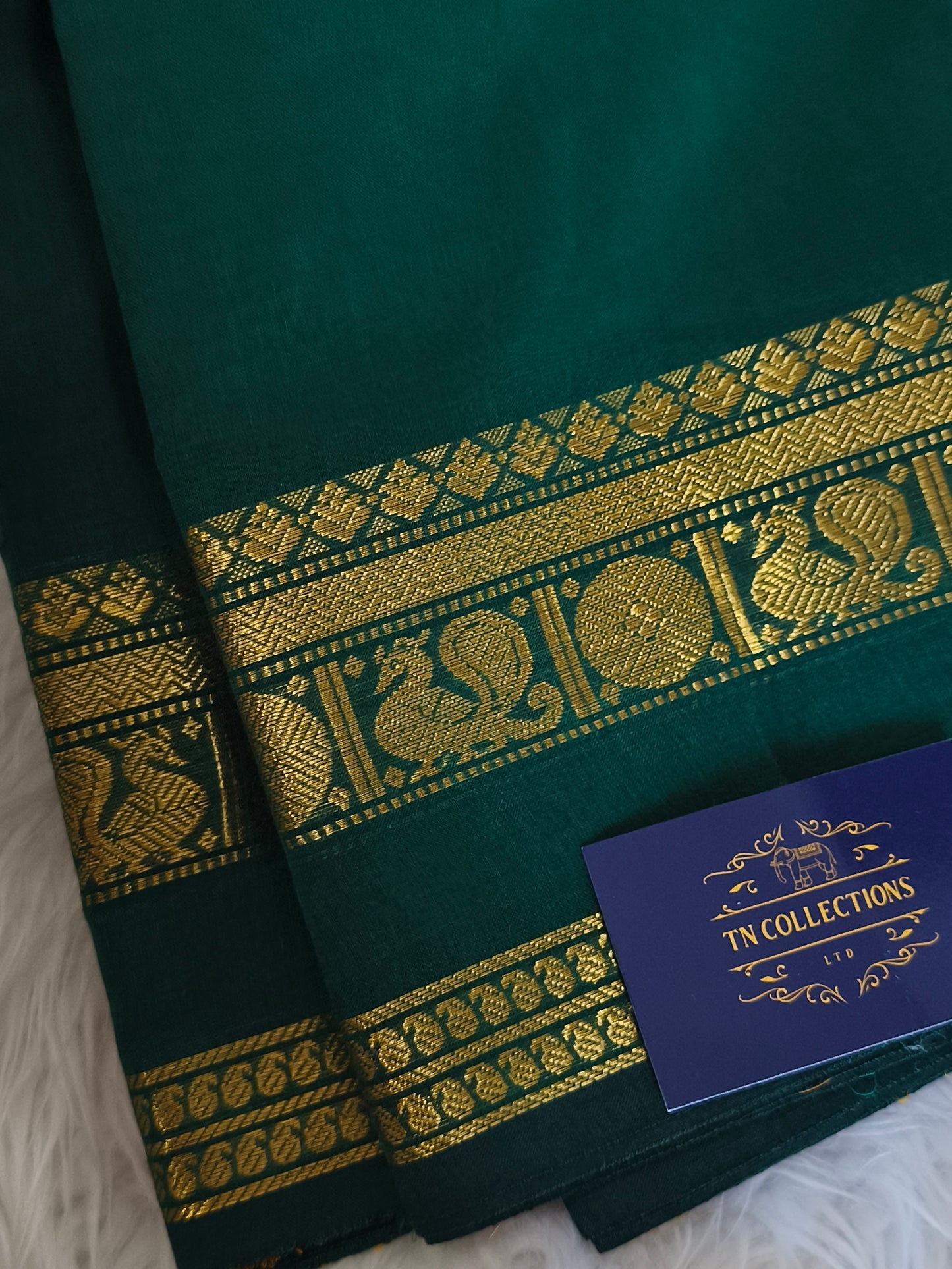 Pure handloom kanchi cotton saree (Dark Green)
