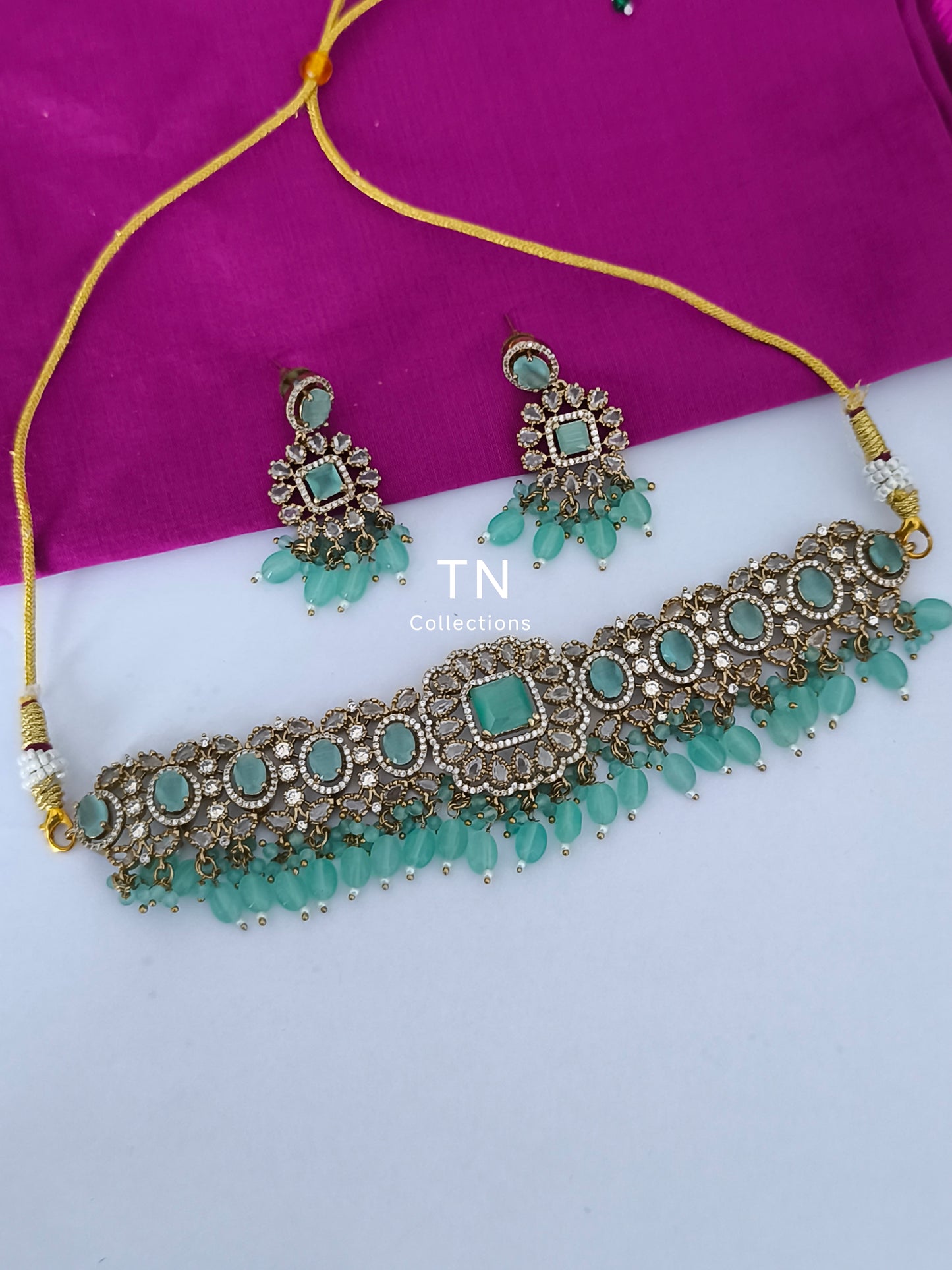 Victorian Finish Choker Necklace with earrings