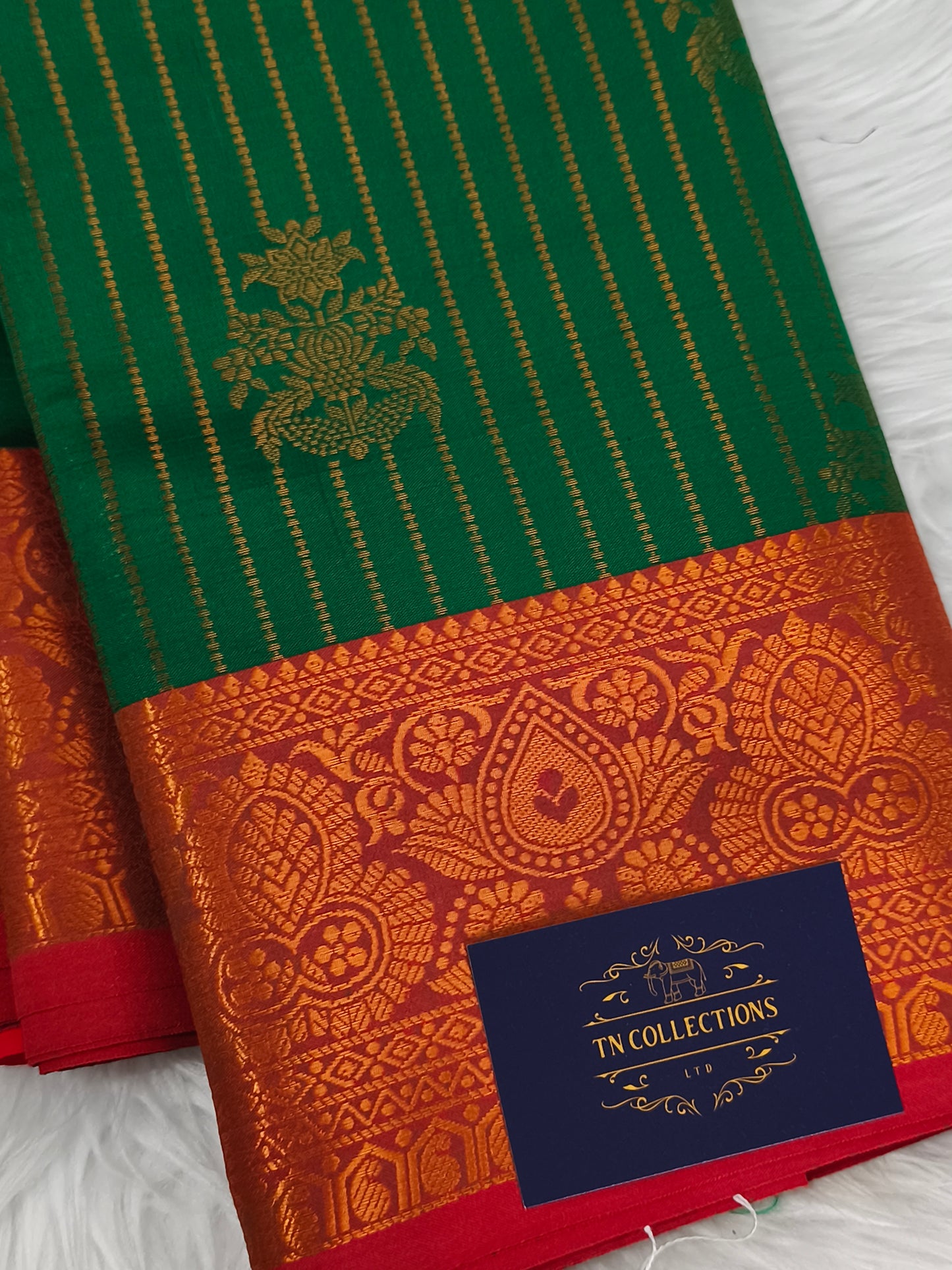 Vairaoosi Soft Silk Saree (Dark Green)