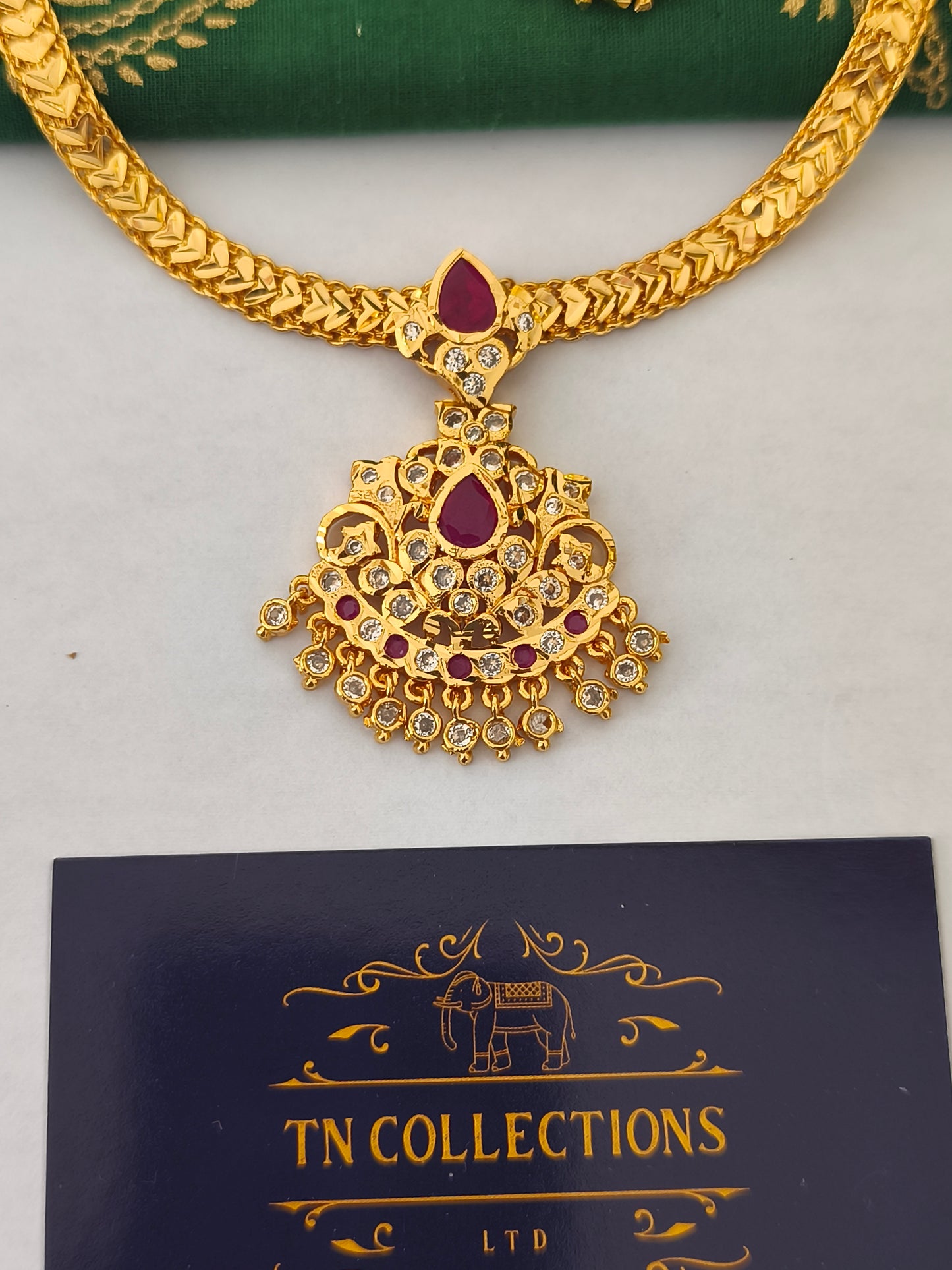 Micro gold Necklace Set (Attiyal)