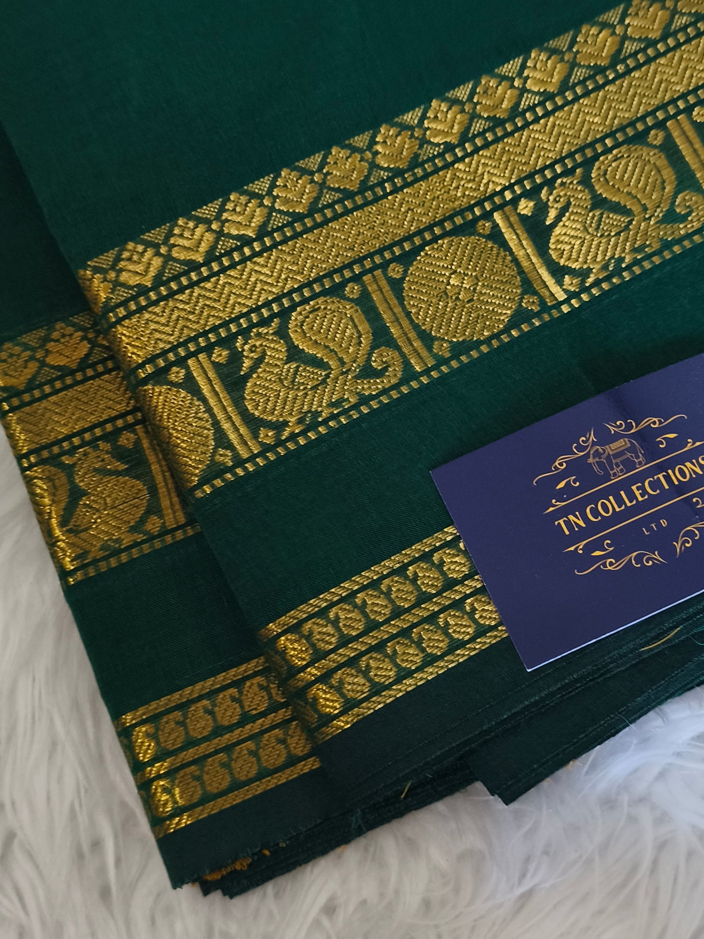 Pure handloom kanchi cotton saree (Dark Green)