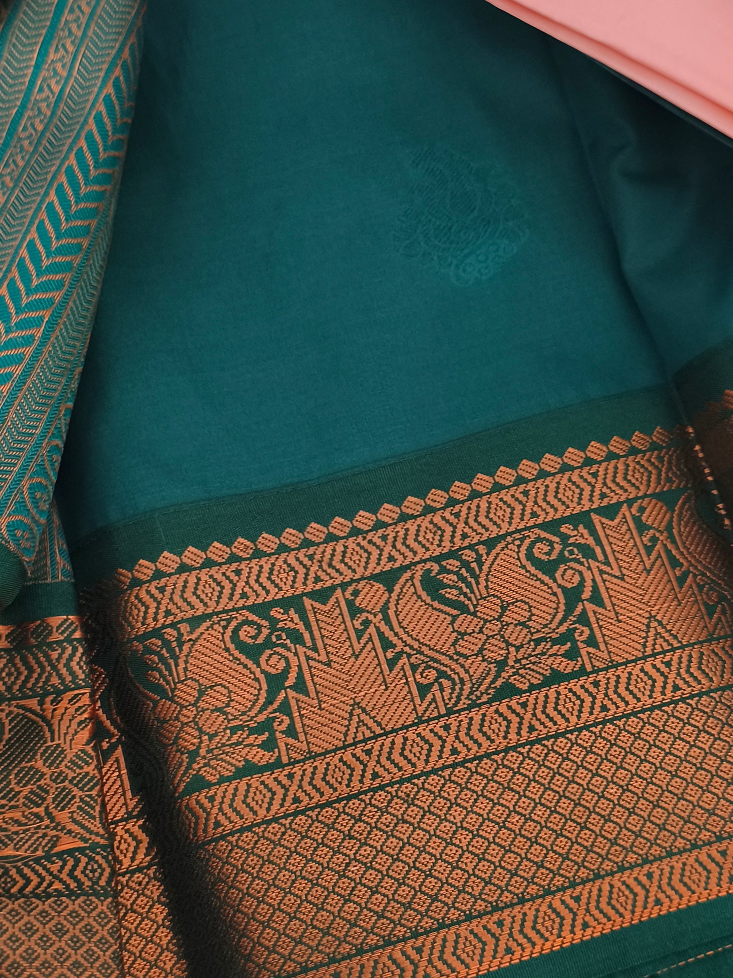 Korvai Premium soft silk saree