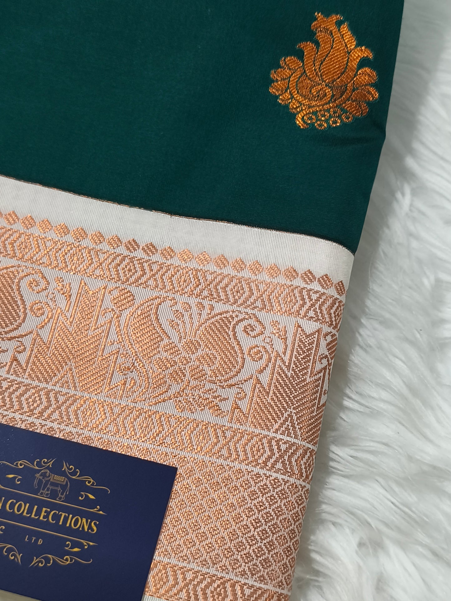 Korvai Premium Soft Silk Saree (Dark Green)