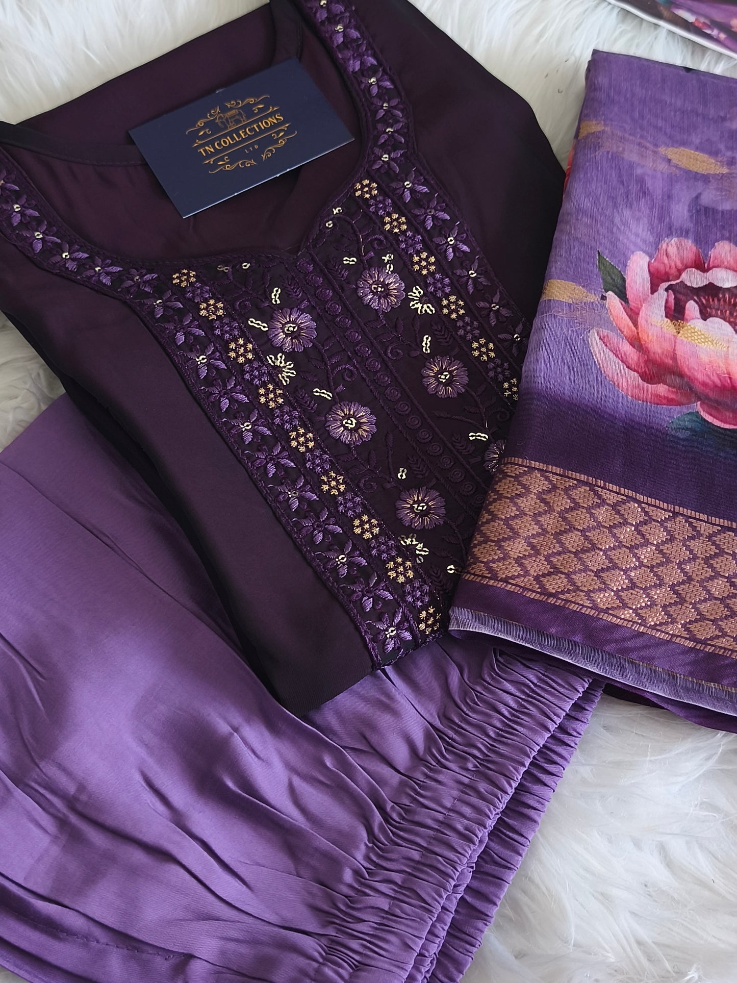 Stylish 3 Piece Embroidered Side Open Shalwar Suit with Floral Dupatta – (Size XL)