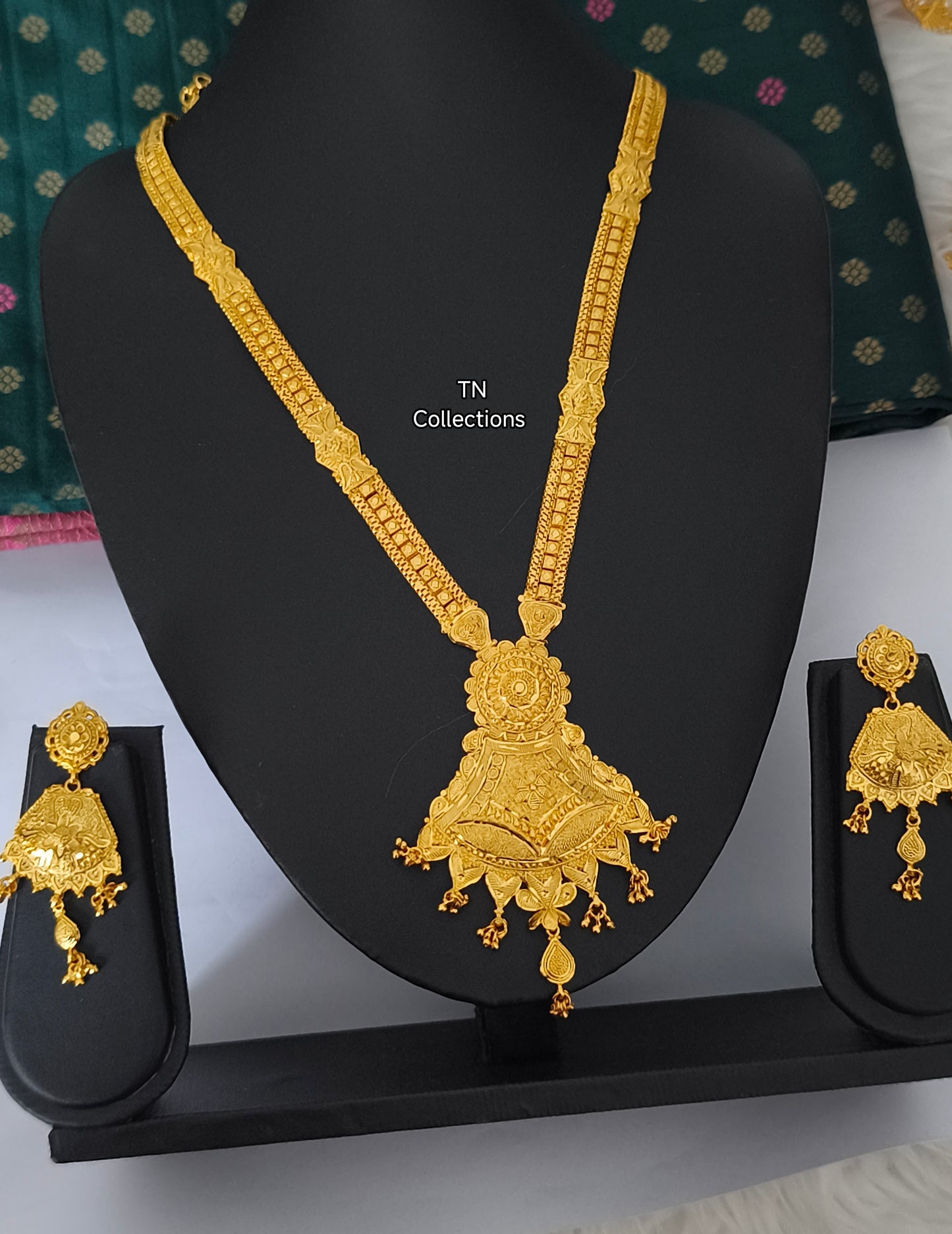 One gram gold forming Long Haaram Set
