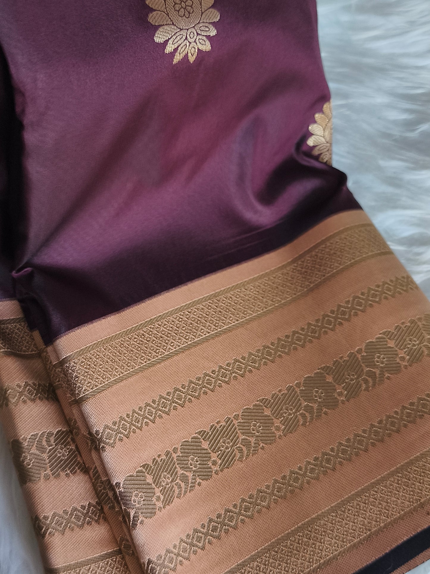 Kanchi Semi Silk saree with contrast blouse and rich pallu