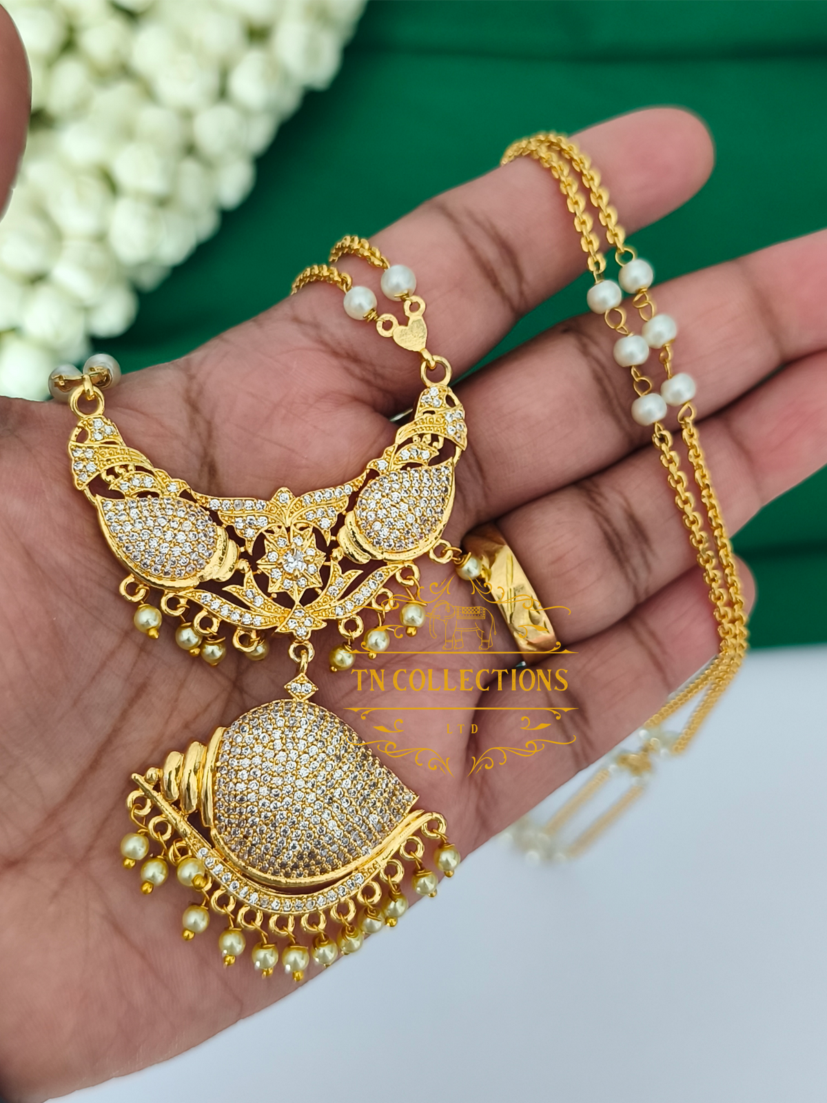 Micro Gold-Plated Traditional Sangu Pathakkam with Double layer pearl chain