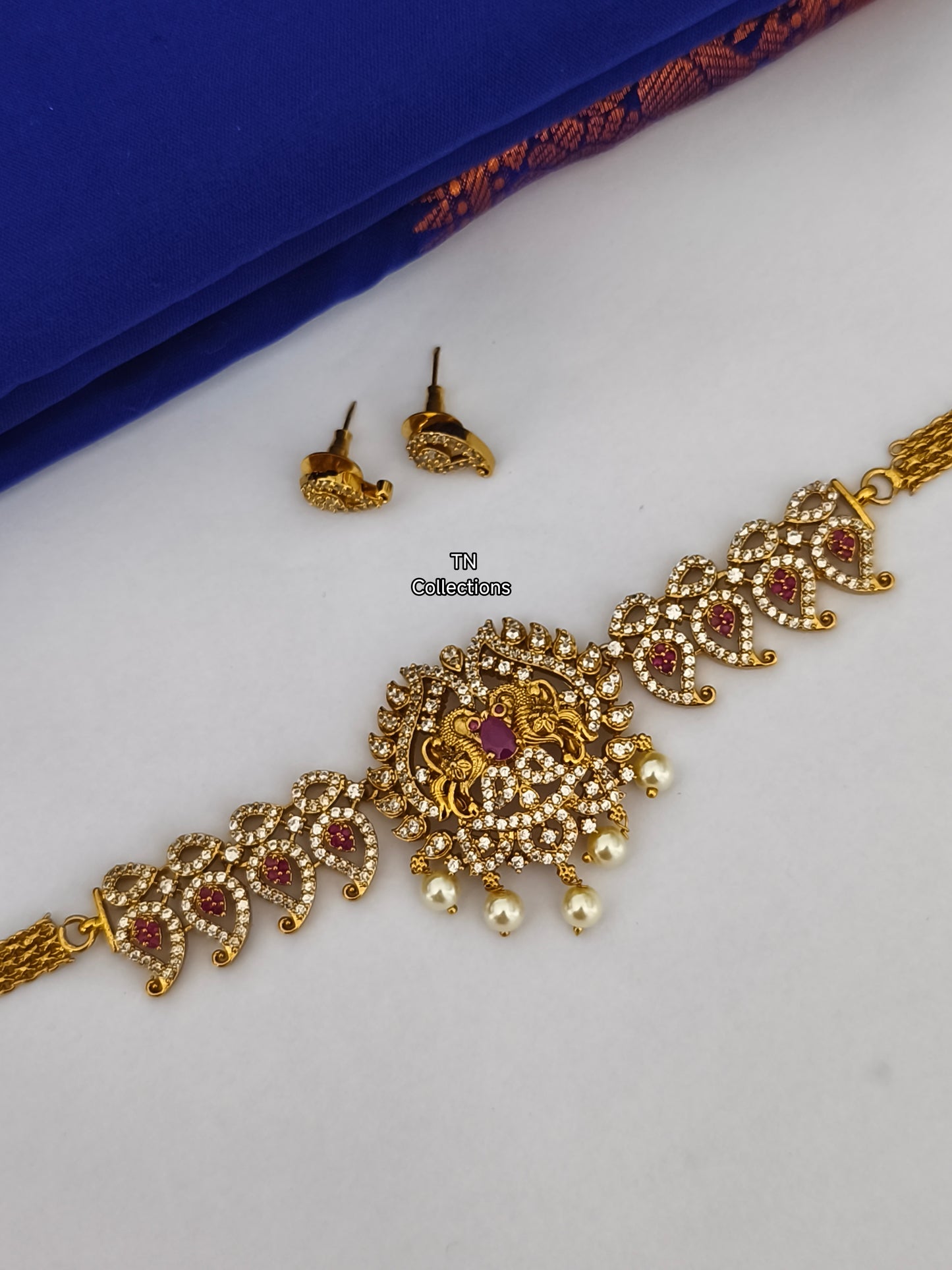 AD Choker Necklace Set