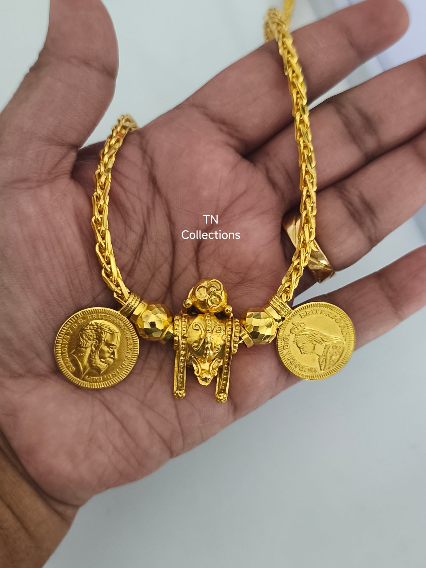 22ct Gold plated Traditional Star Thalikodi with kombu thali