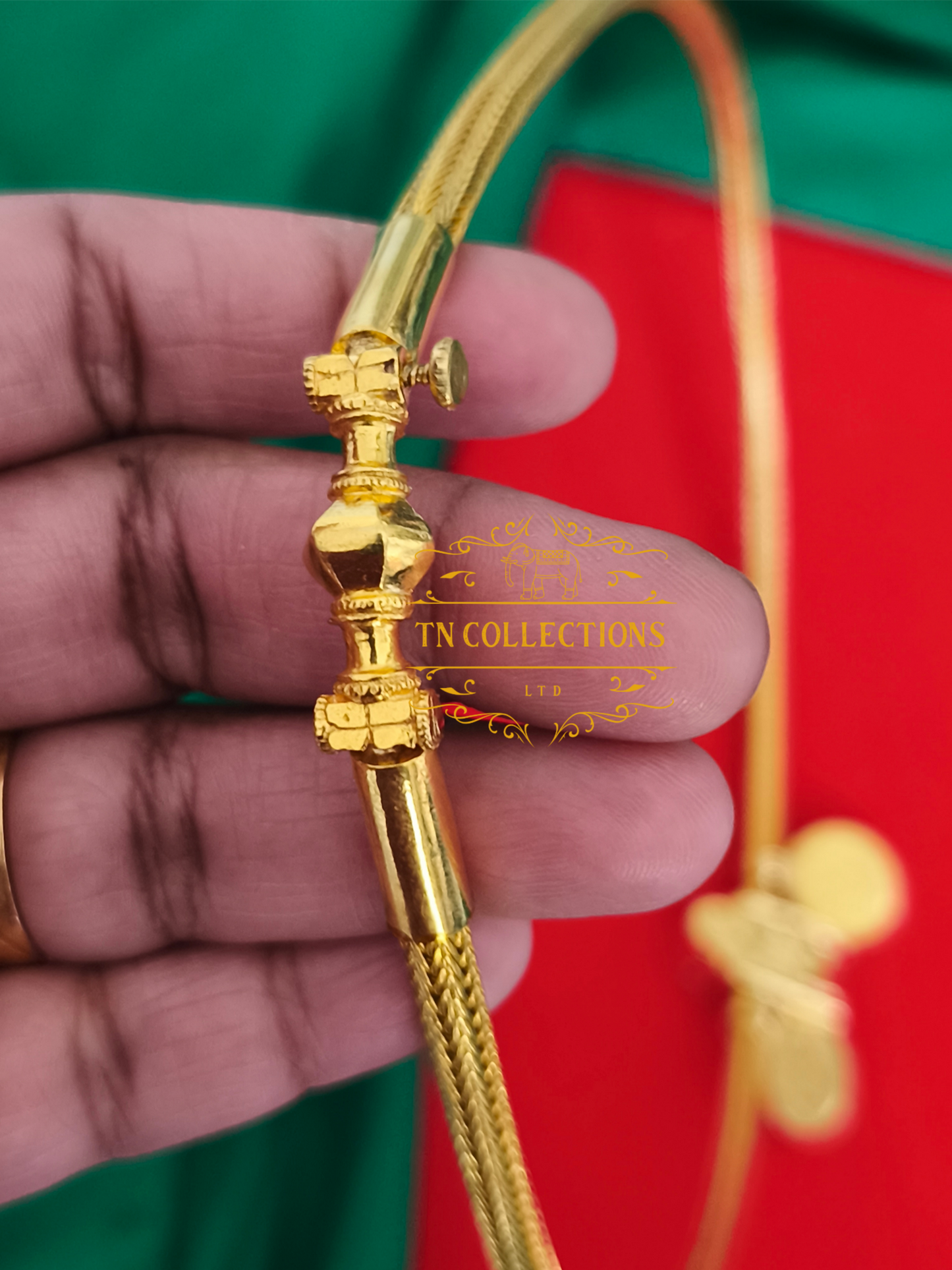 22ct Gold plated Traditional Vaira Thalikodi with kombu thali (Unscrewable Clasps)