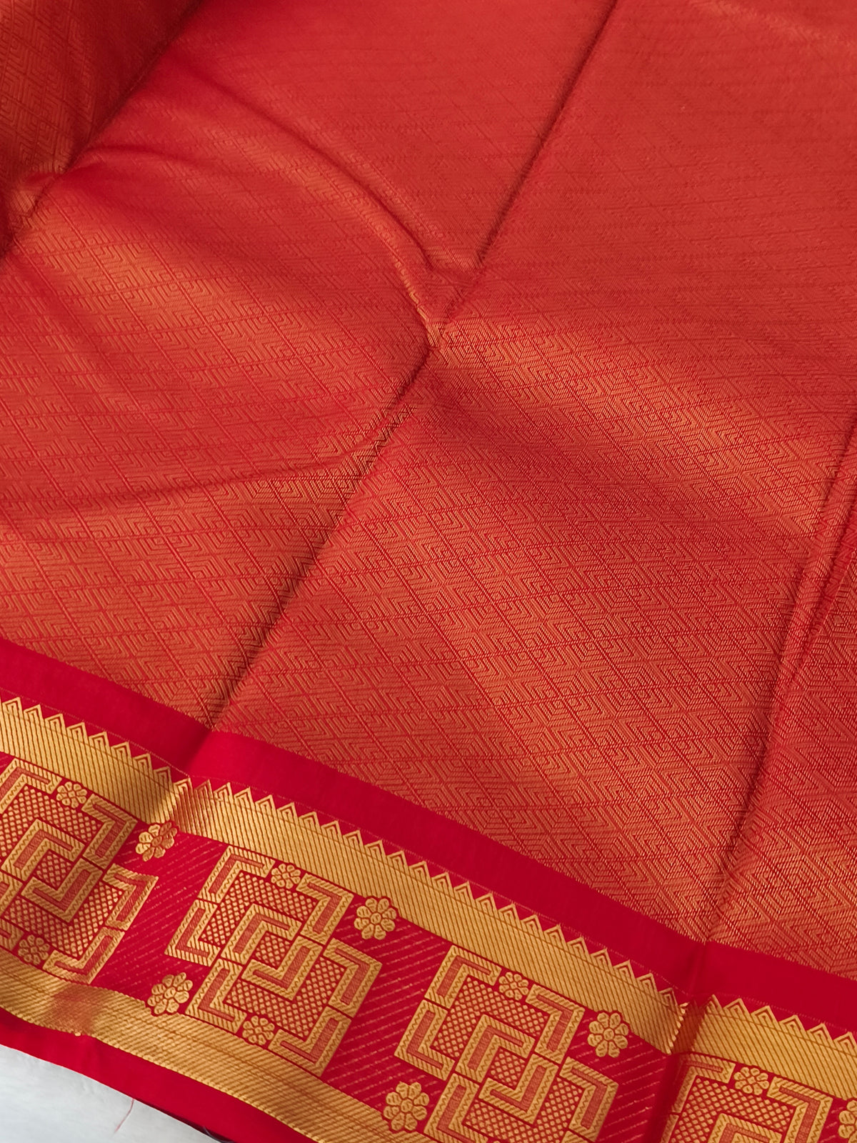 kanchi Semi Silk Saree with contrast blouse
