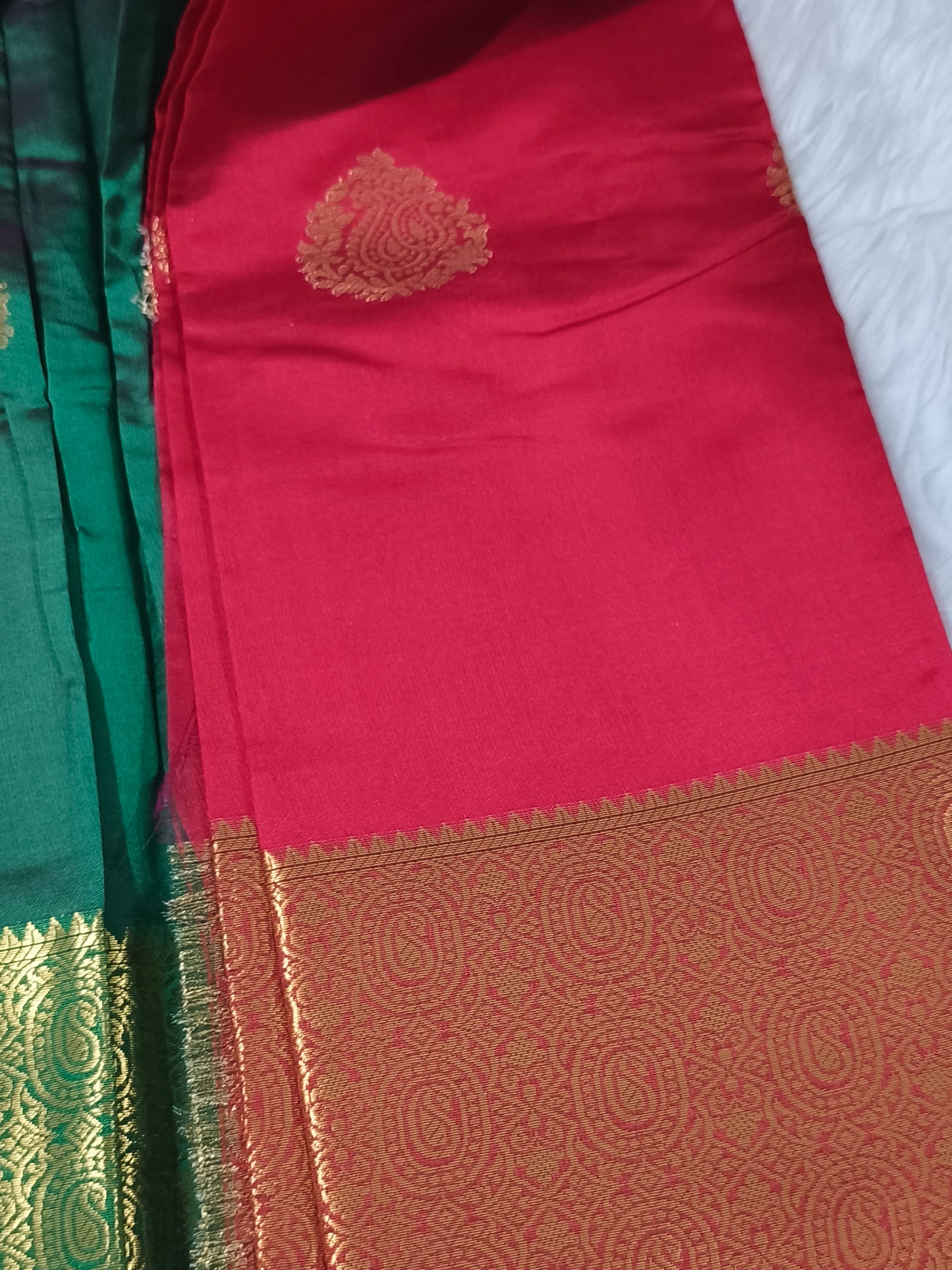 Luxury Semi Soft Silk Saree (Red)